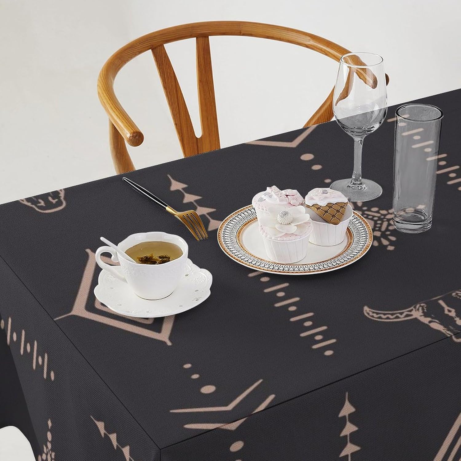 Aztec Waterproof Rectangle Tablecloth, Western Tribal Bull Skull Horns Ethnic Aztec Cow Table Cloth Cover Oil Proof Table Cloths for Dining Party Kitchen Decor 55"x75"