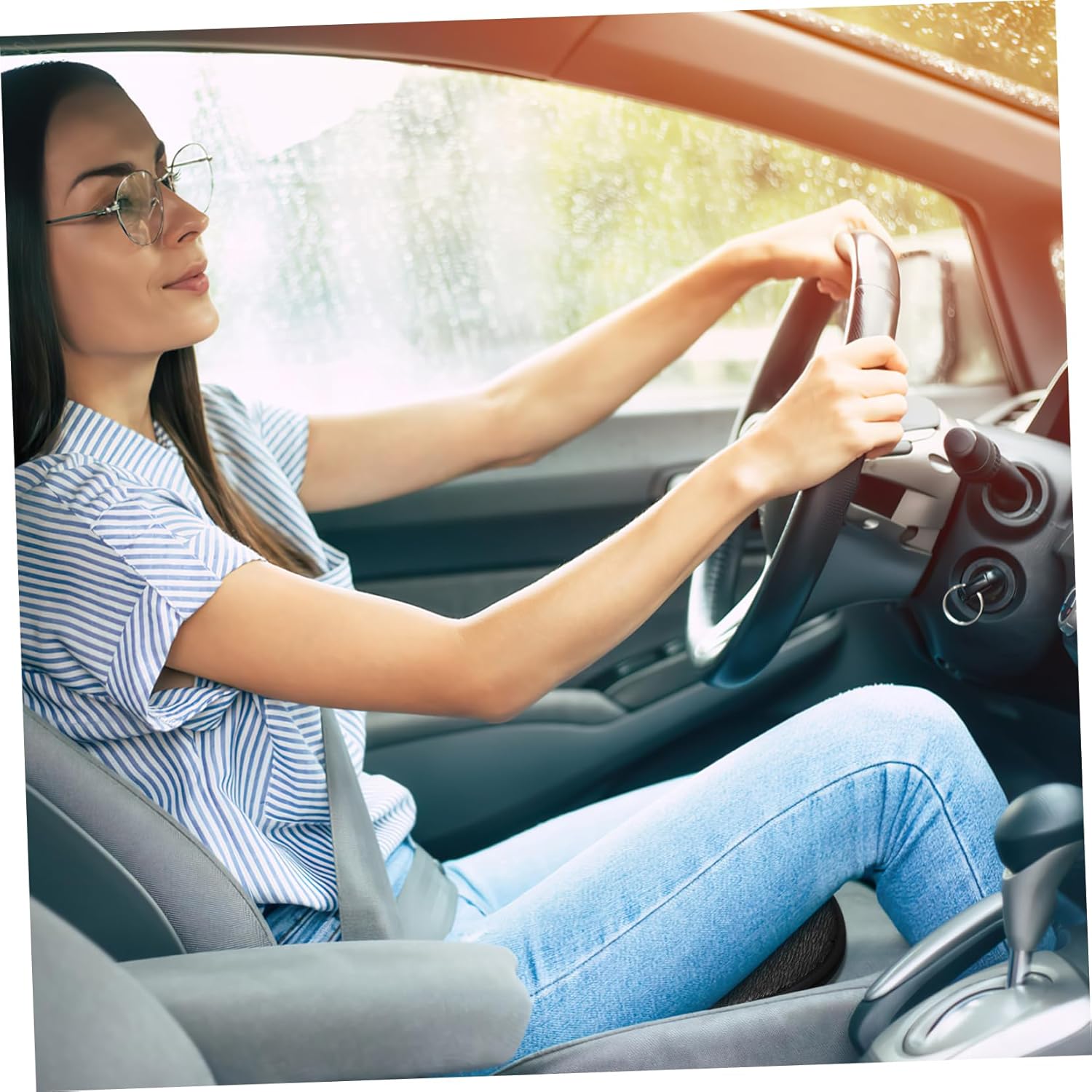 360degree Revolving Car Seat Cushion Rotating Mobility Aid for Easy Access Breathable - Base for Elderly Boys and Girls Lightweight Portable Design