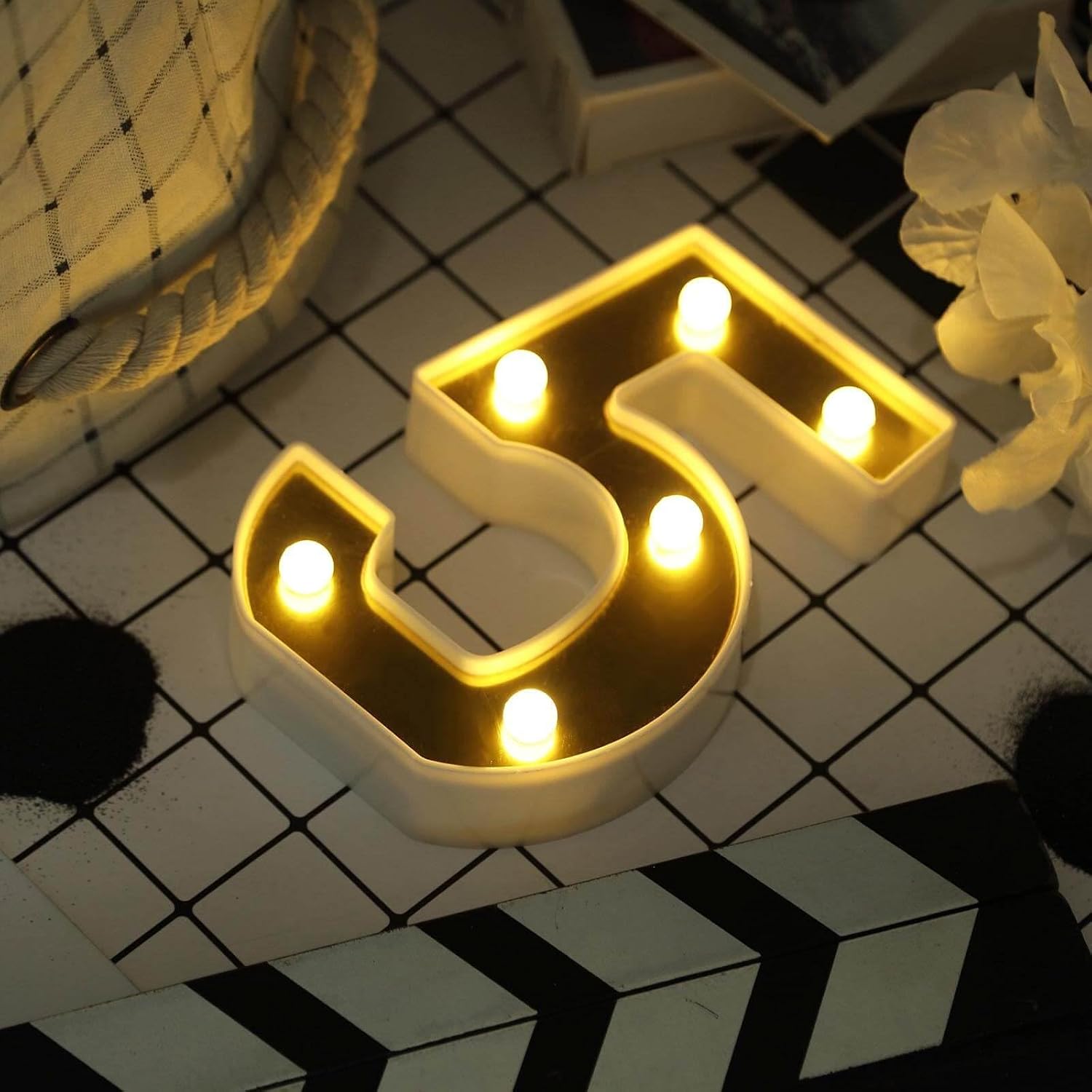 Efavormart 6" Gold Marquee Number 5, Mirror Front Warm White LED Light Up 3D Sign, Battery Operated 72H Glow for Wedding Party & Wall Decor
