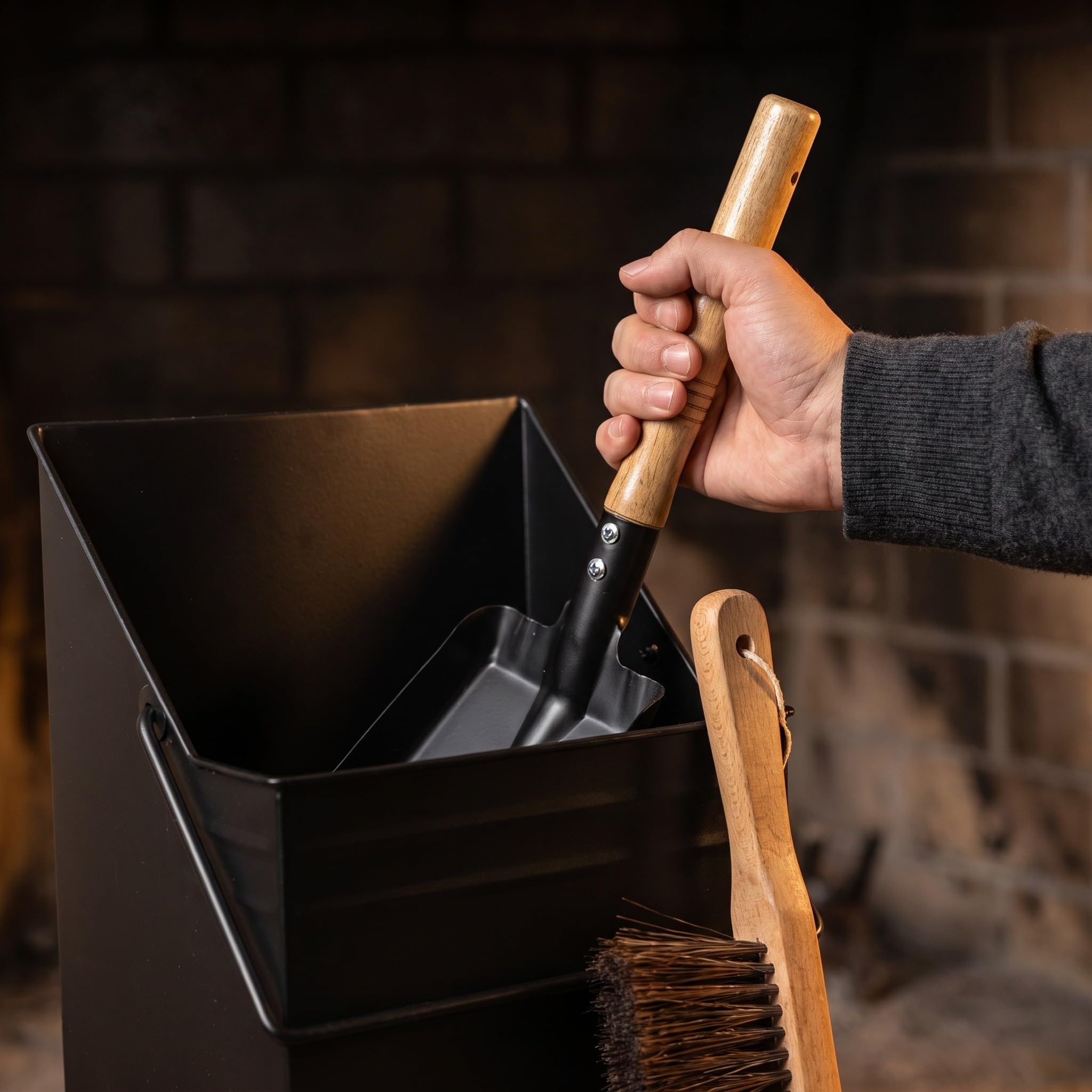 POPETPOP Cubo para Restos de Chimenea de Hierro Negro con Pala y Cepillo