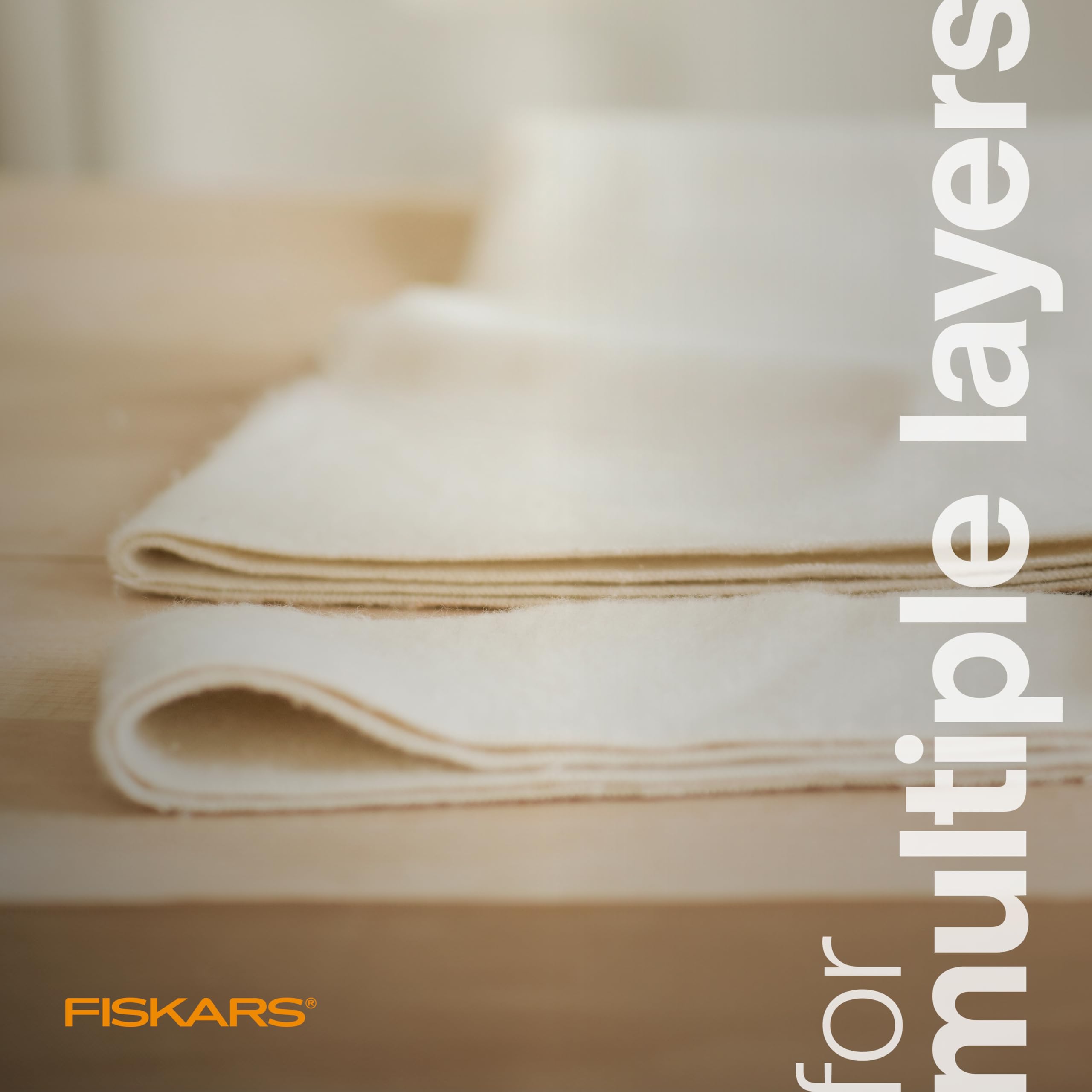 Fiskars Amplify RazorEdge 20,3 cm strapazierfähige Stoffschere mit ergonomischem SoftGrip-Griff, Klingen aus hochwertigem Edelstahl