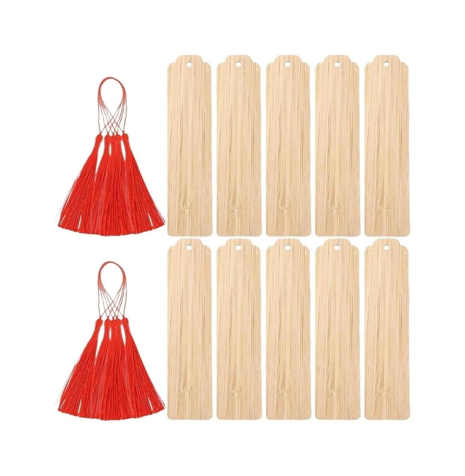 Marcadores de madera en blanco con borlas