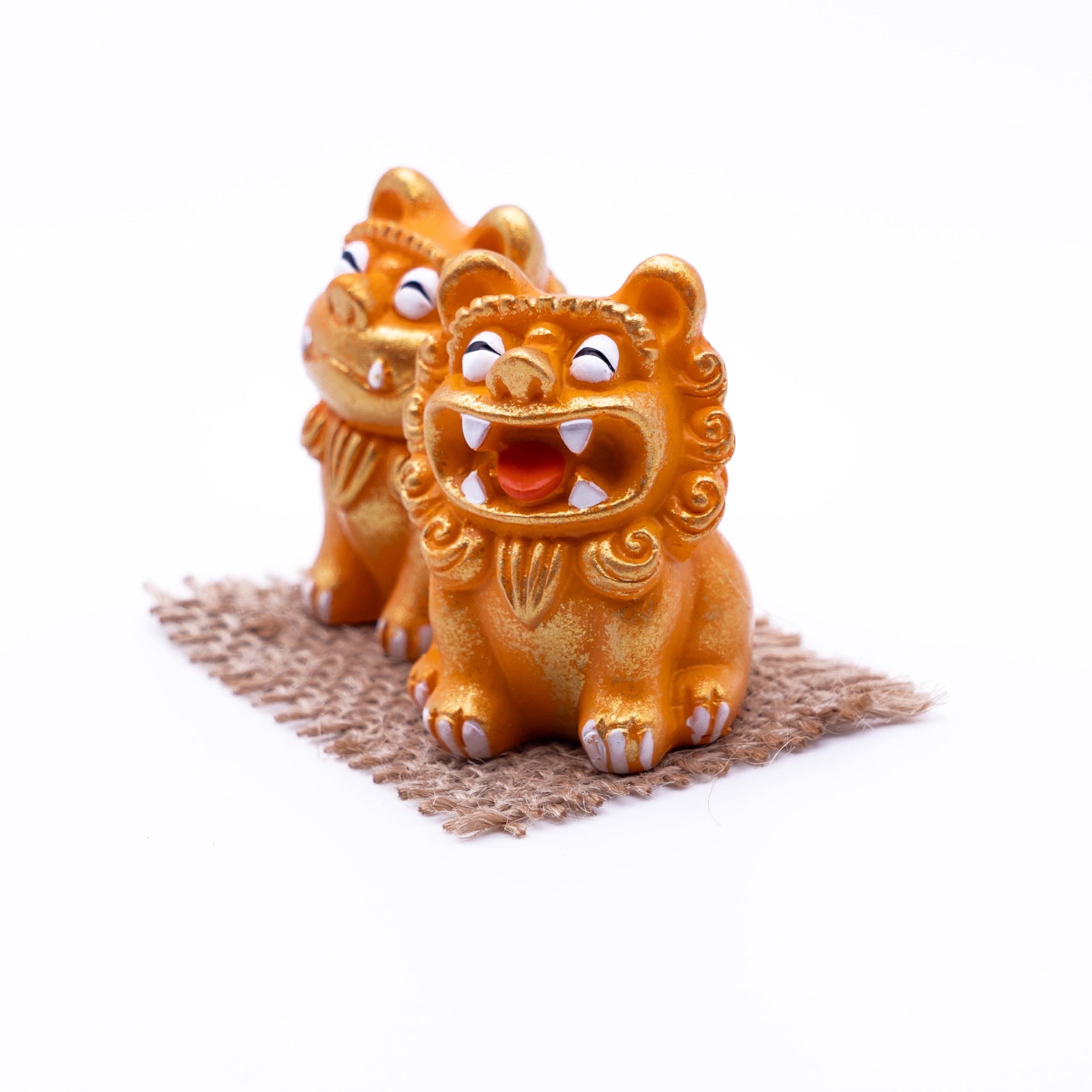 Amazon.co.jp: シーサー ペア 置物 玄関 ほのぼの 獅子 シーサー