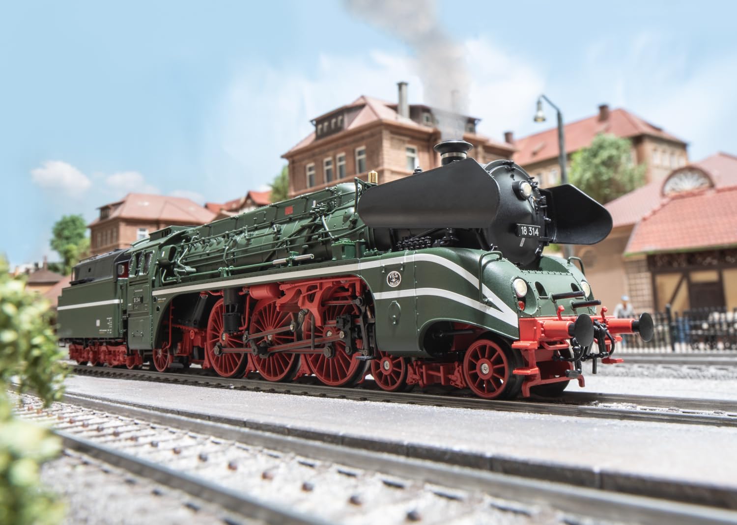 Märklin H0 - Locomotiva a vapore serie 18.3 - decodificatore digitale mfx+ - emissione di fumo dinamica - struttura in metallo filigranato - Epoche III - 39029