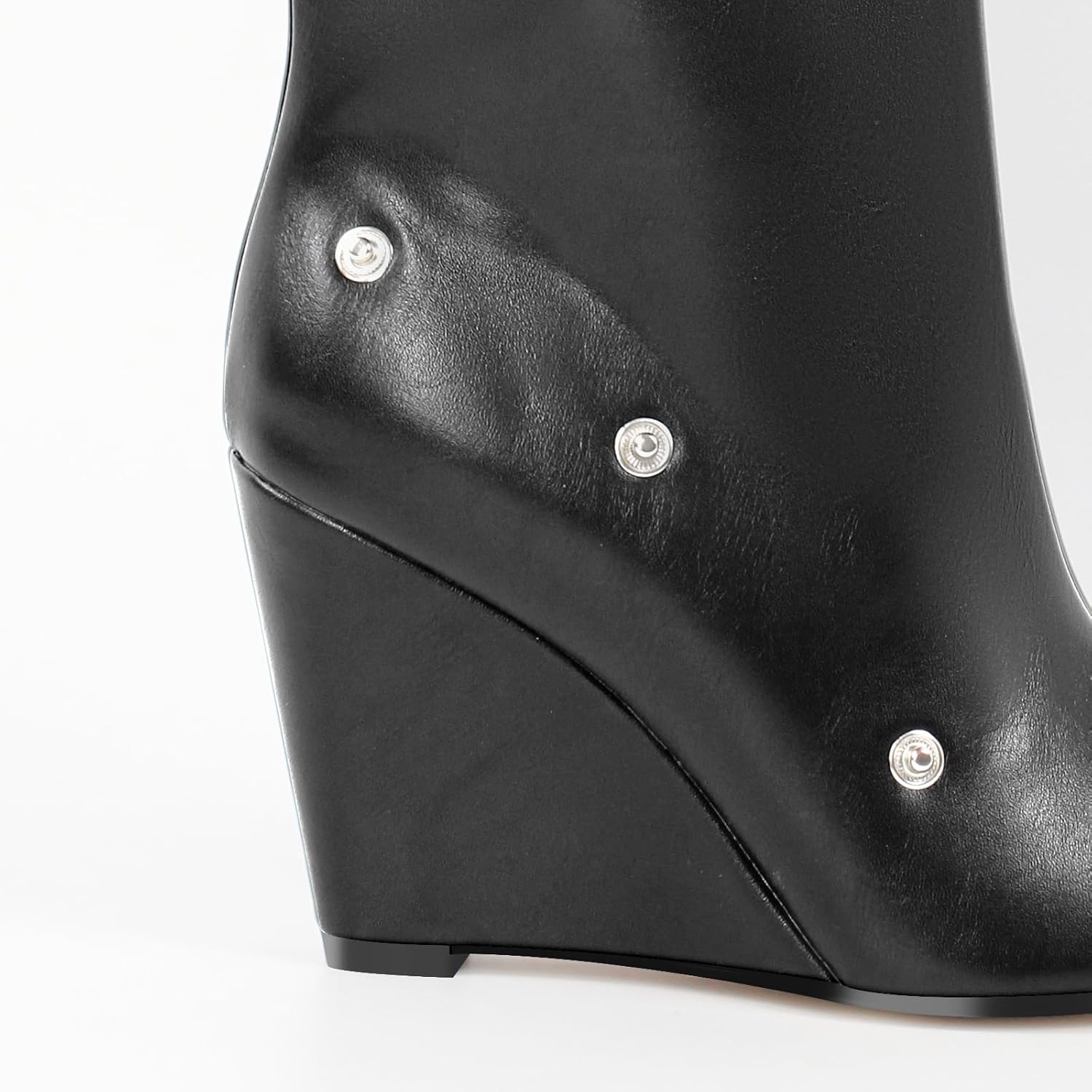 Women's Wedge Heel Knee High Slouchy Foldover Buttons Boots - Image 5