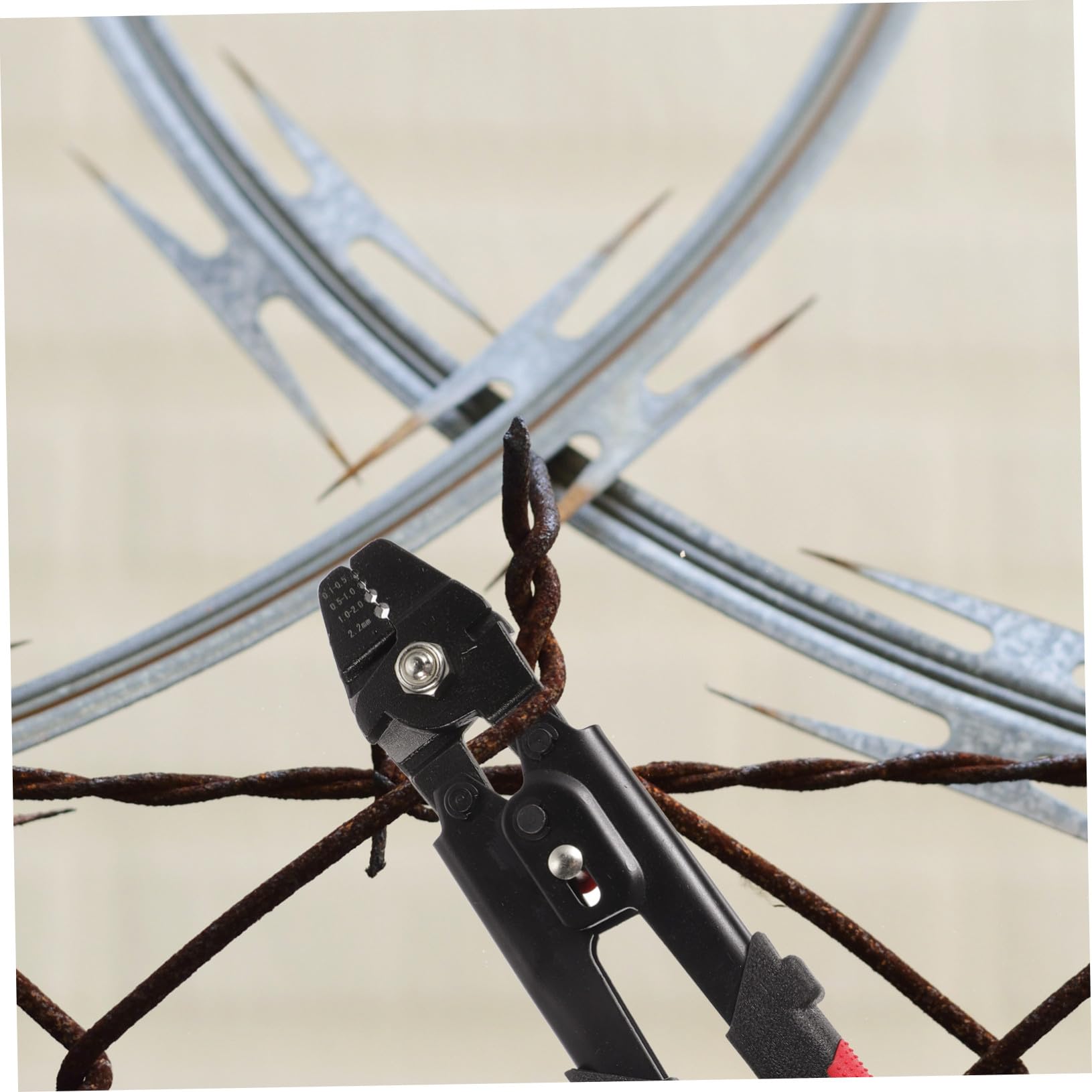 Ipetboom Pince à Sertir Câble Inox Poignée Antidérapante avec Verrouillage Sécurité pour Accessoires et Câbles Acier