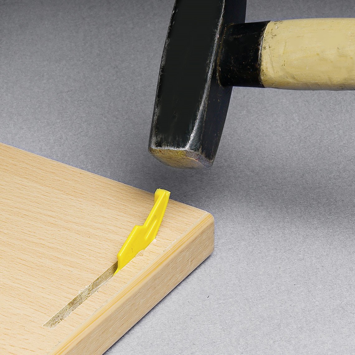 GedoTec Connettore Mobili Tasselli piatti Schiebeverbinder Sunny | Plastica Gialla – In Fibra Di Vetro rinforzata | connettore per legno con lama brevettato Kanten | 10 pezzi