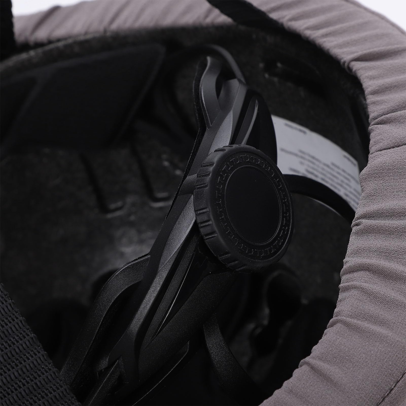Oddychająca Czapka z Daszkiem Pół Stylowy i Lekki dla Mężczyzny i Kobiety na rowerze. Materiał PC