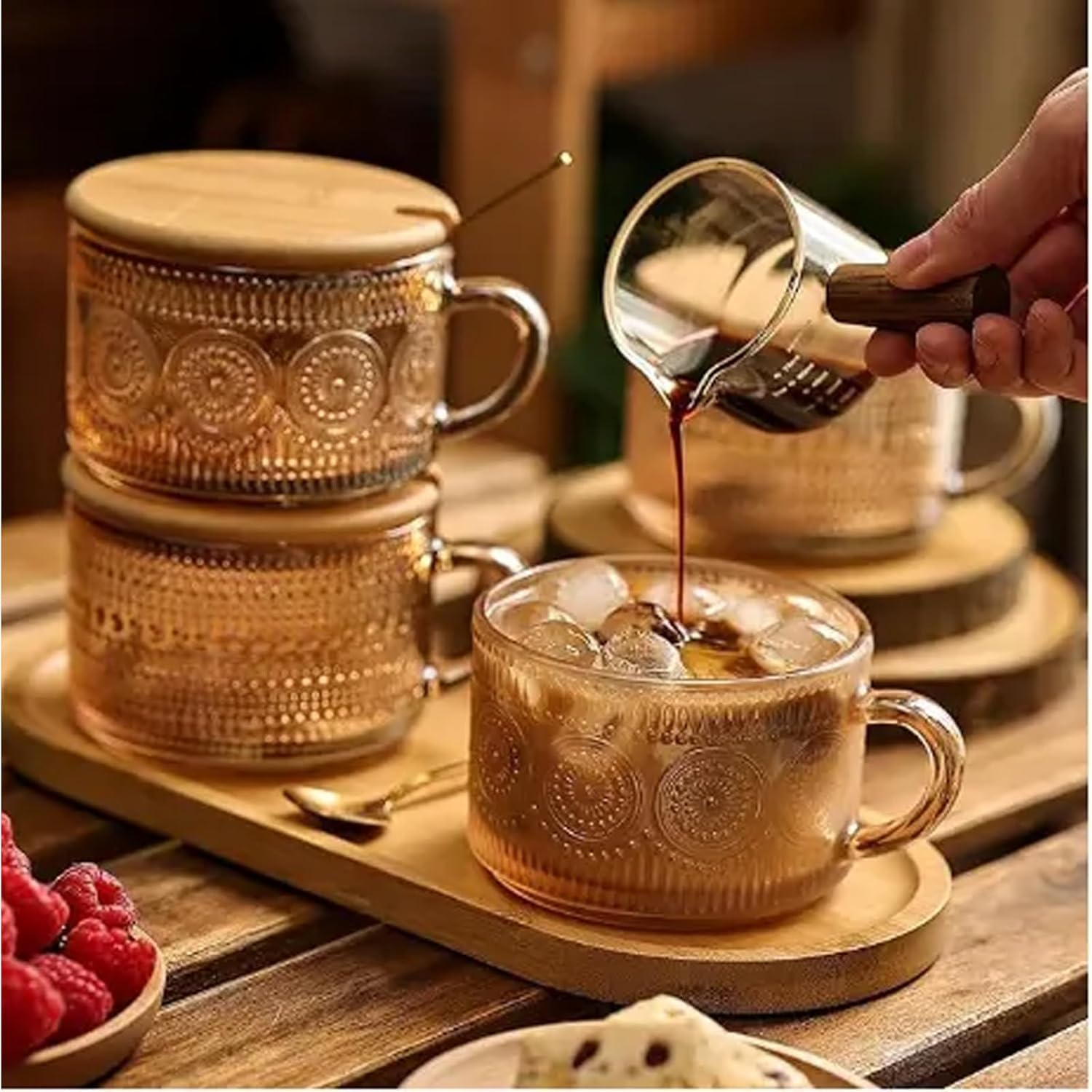 Zestaw kubków do kawy w stylu vintage, 400 ml, przezroczyste szklane kubki z bambusowymi pokrywkami i łyżkami do latte, jogurtu, napojów i płatków owsianych, zestaw 4 szt