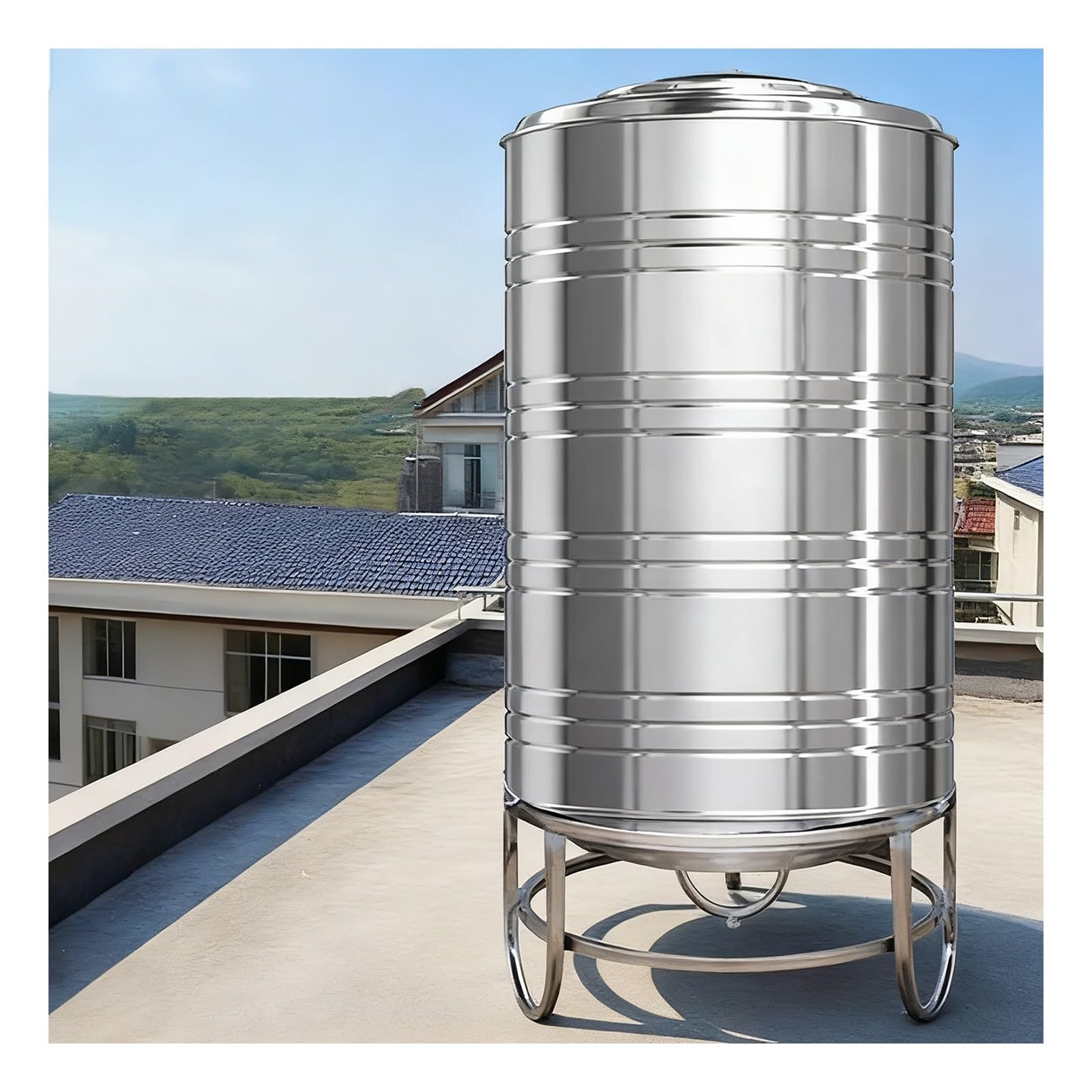 Serbatoio di stoccaggio dell'acqua dell'acciaio inossidabile, contenitore verticale con lo sbocco per l'irrigazione del giardino all'aperto