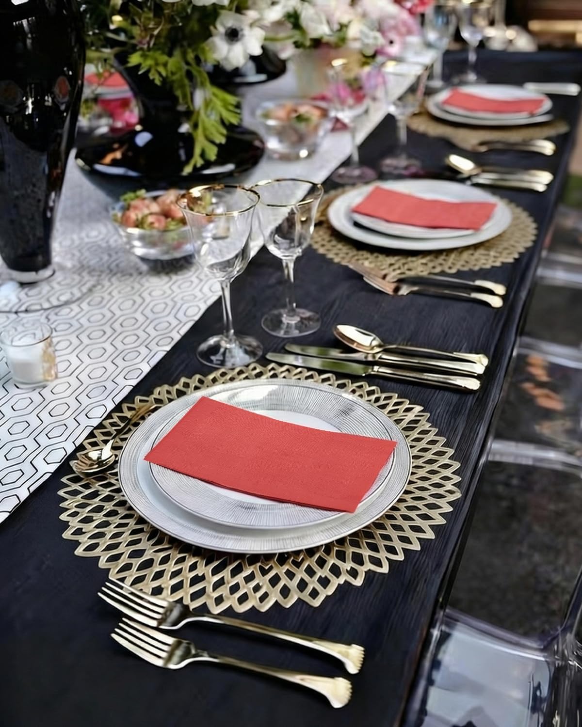 Goodluck 200-Pack Red 3-Ply Disposable Guest Napkins, 13 x 16 Inch Large Paper Hand Towels for Bathroom, Soft & Absorbent Dinner Napkins for Party, Wedding, Valentine's Day, Christmas