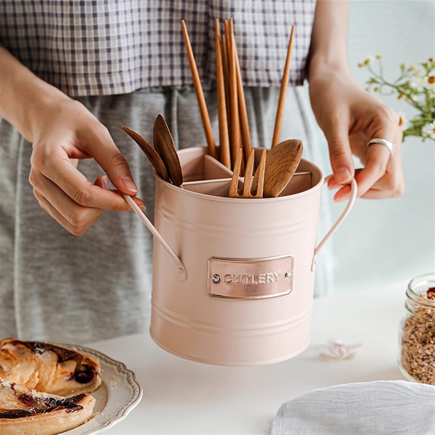 Utensil holders 4 Grids Spoon and Forks Rests Chopsticks Stand for Kitchen Cooking Gadgets Pot Clips Kitchen Utensils Jars Brush Organizer Box Cutlery Holder for Kitchen