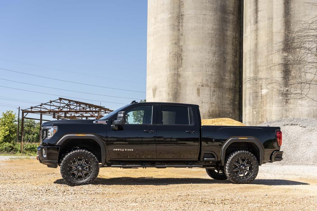 Rough Country 3" Lift Kit for 20-24 Chevy Silverado/GMC Sierra 2500 HD - 95830