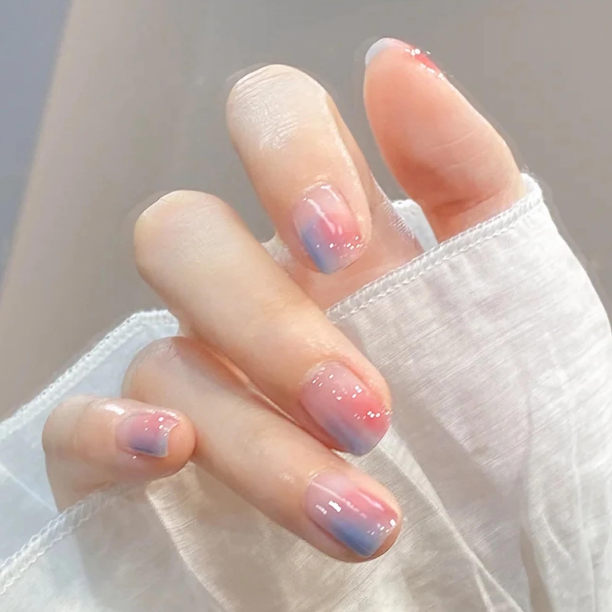 Amazon | ネイルチップ ショート 24枚入 ネイル チップ グラデーション  