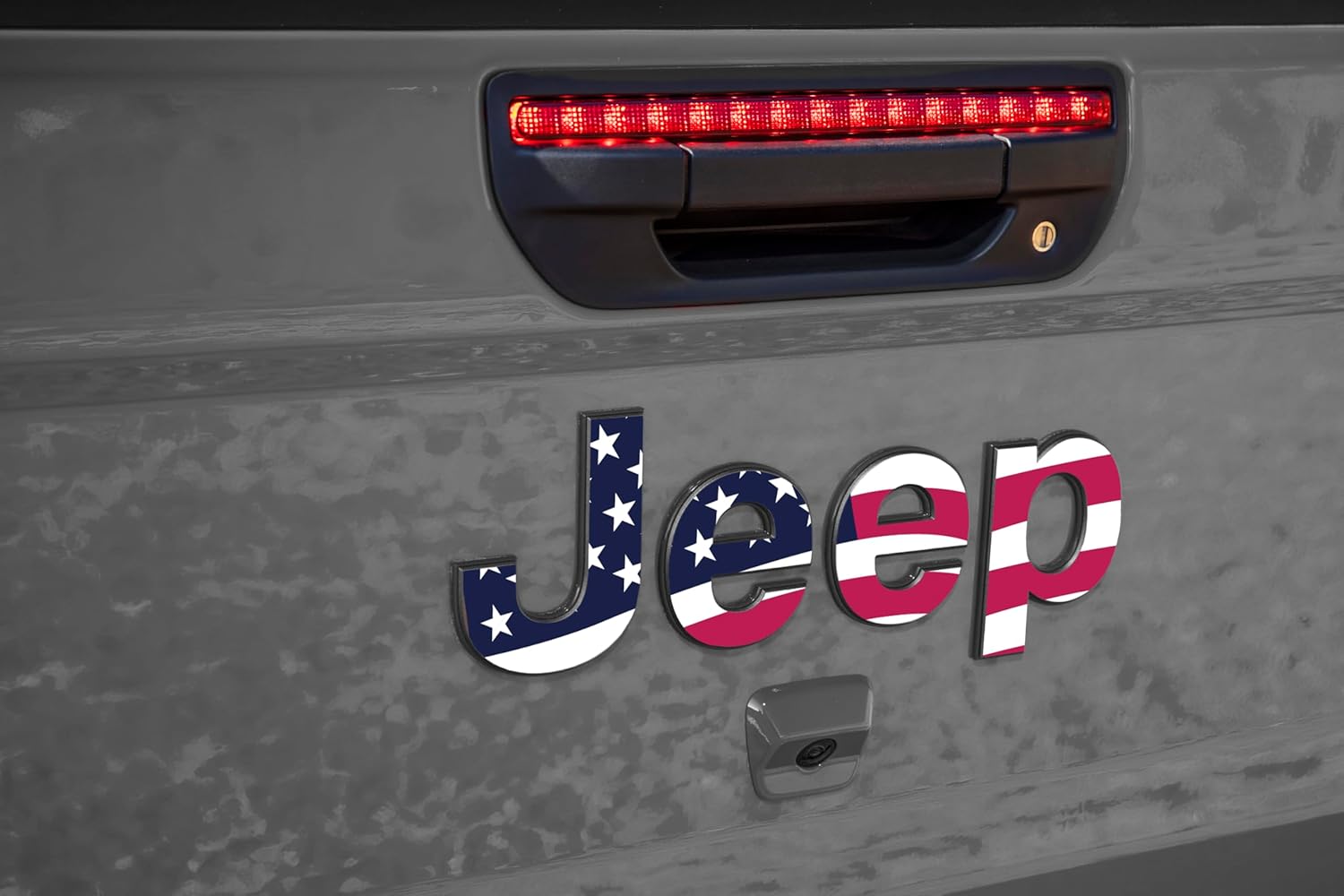 Jeep American Flag Decal Emblem Decal, Wrangler JL, Gladiator (Red/White/Blue - Matte, 2020+ Gladiator Tailgate)