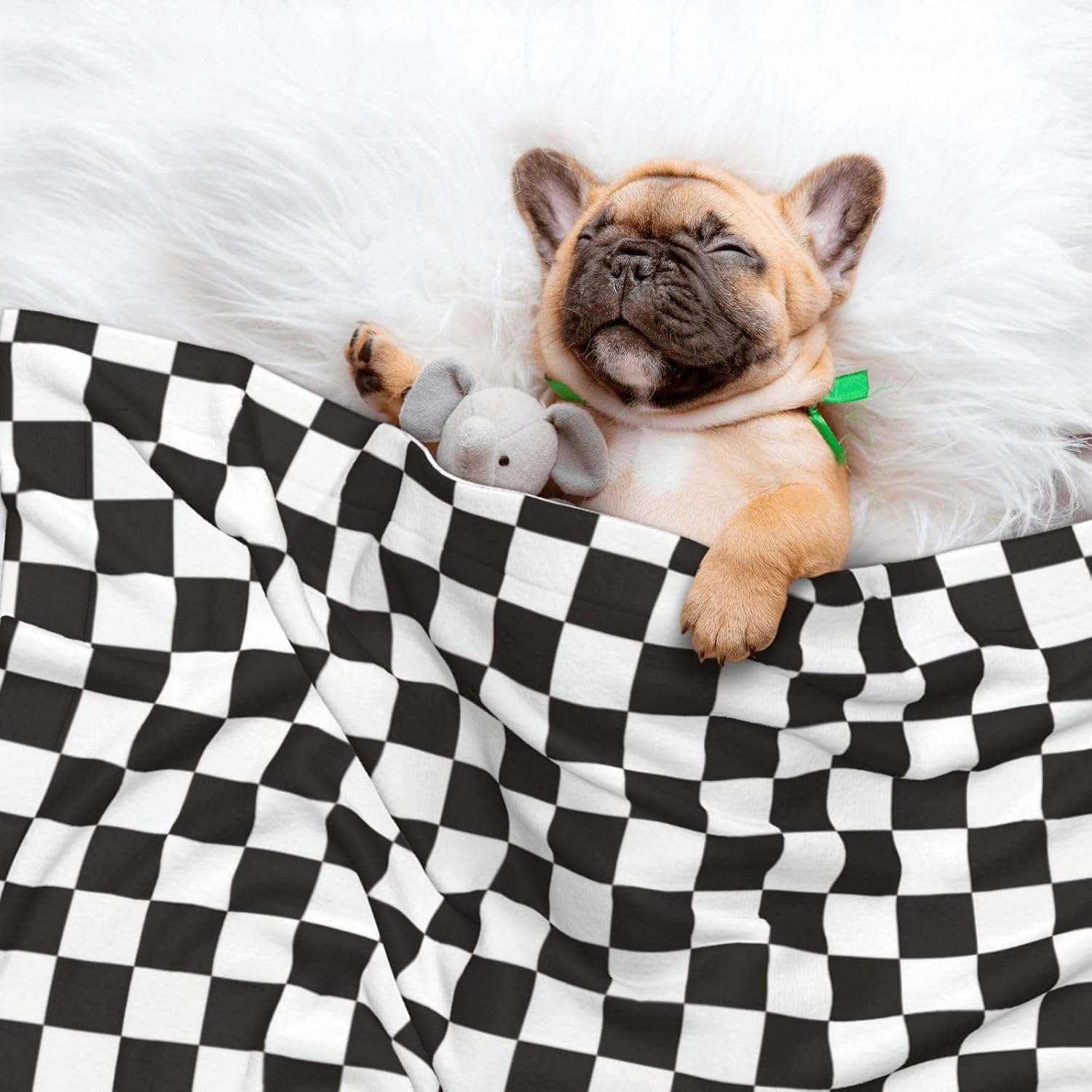 review Waterproof Pet Blanket Dog Blankets,Black and White Checkerboard Pattern Printing Super Soft Warm,Urine Proof Washable Outdoor Pet Blanket for Puppy Large Dogs & Cats