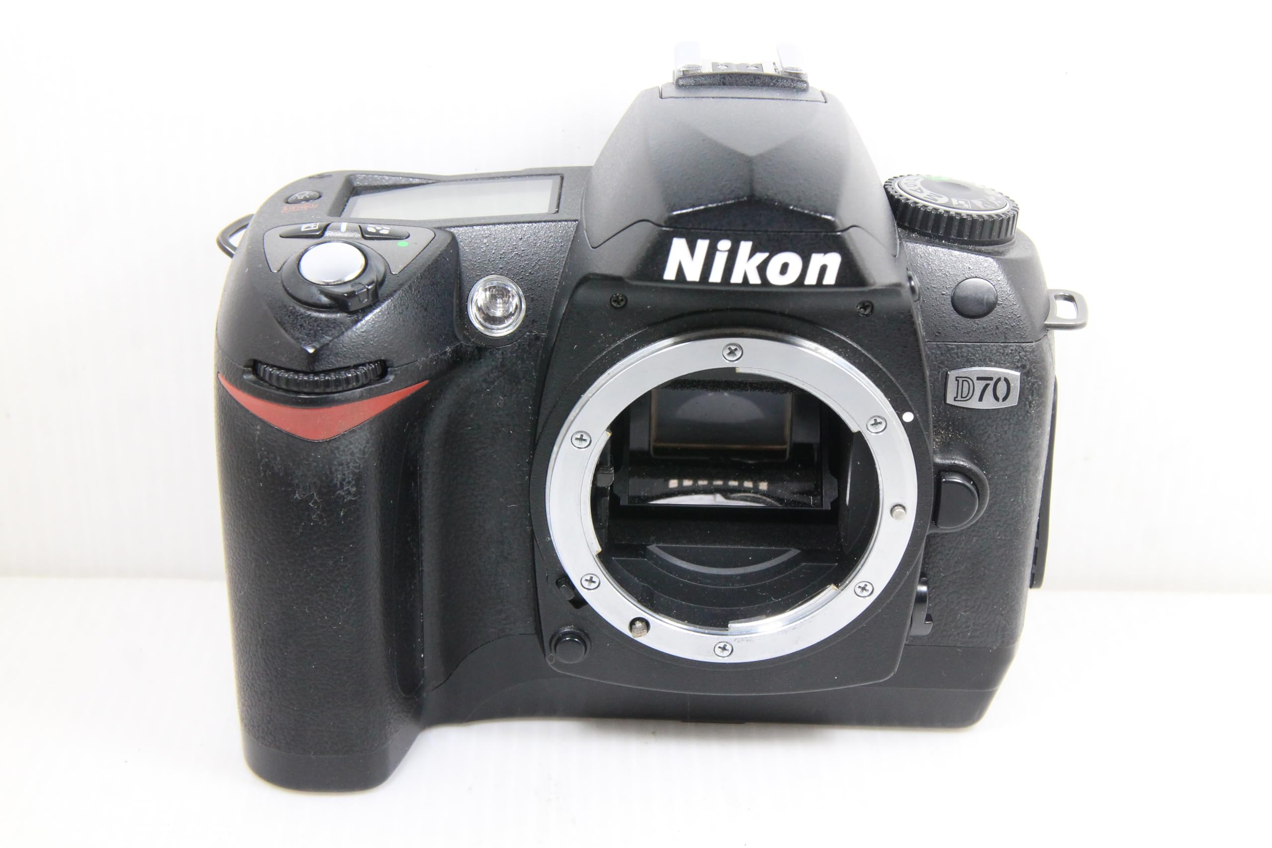 ニコン屈指の名機❤️Nikon D70❤️高性能デジタル一眼レフカメラ Amazon | NIKON/ニコンデジタルカメラ D70 ボディ/BODY 610万画素