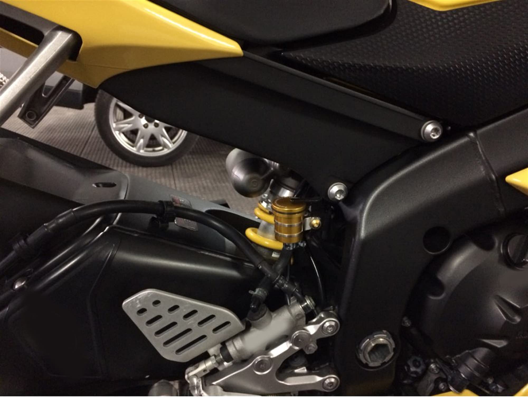 Per RS125 RS 125 1996 1997 1998 1999 2000 2001 2002 2003 2004 2005 Serbatoio Liquido Freni Per Moto Frizione Tazza Olio