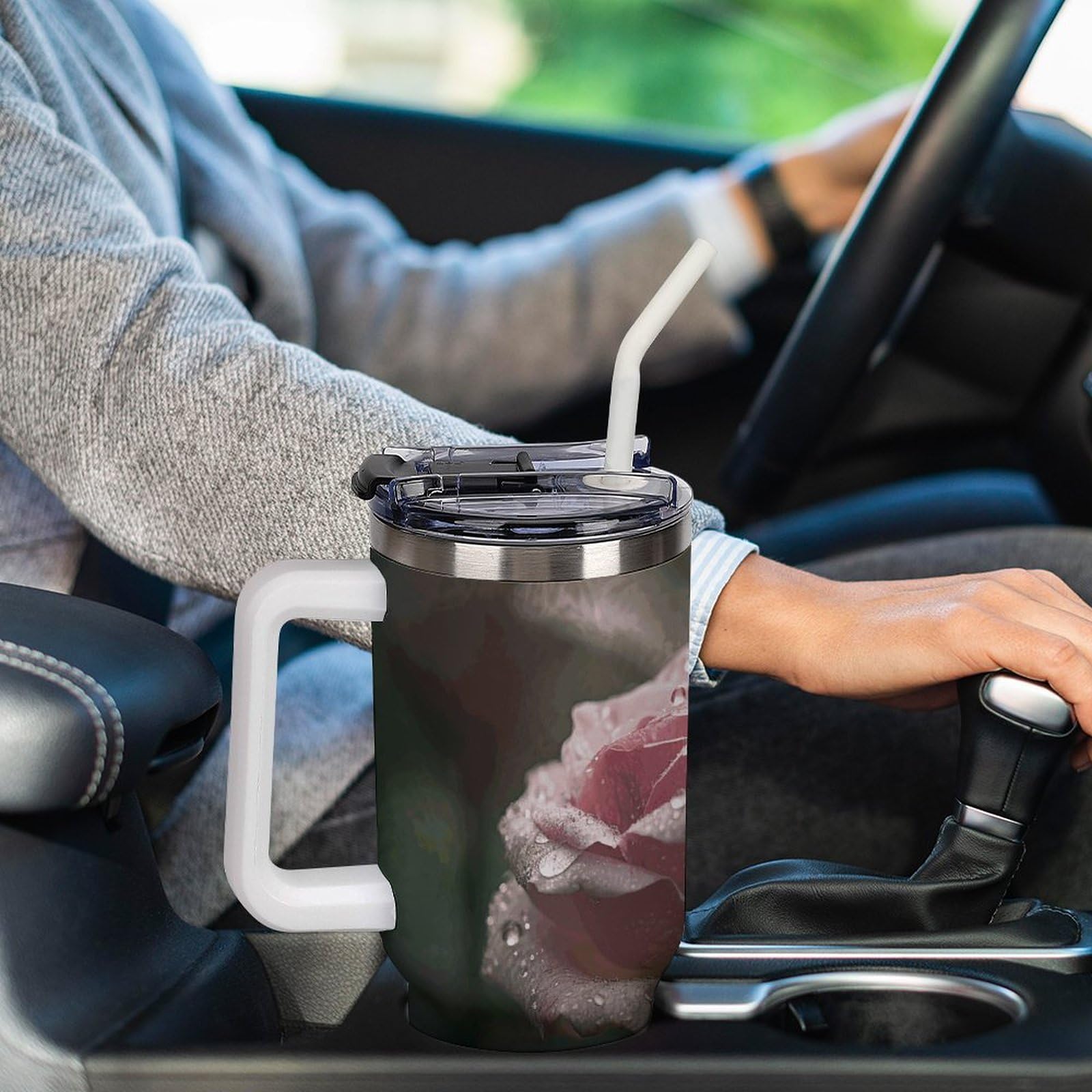 Thermobecher aus Edelstahl, mit Griff, Rosen im Regen, hitzebeständig, auslaufsicher, geeignet für Auto-Becherhalter, 1,2 l