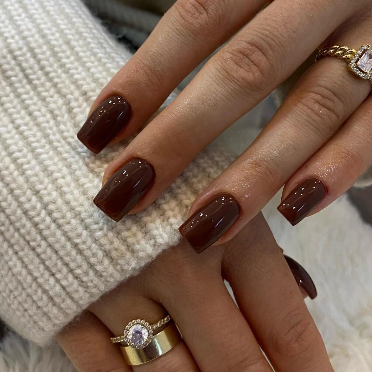 KQueenest 30 Pcs Brown Fall Press on Nails Short Medium Square, Salon Like Fake Nails Acrylic, Dark Soft Gel False Nails, Short Coffin False Nails Set, Varied Sizes for Women Daily Wear square glossy brown