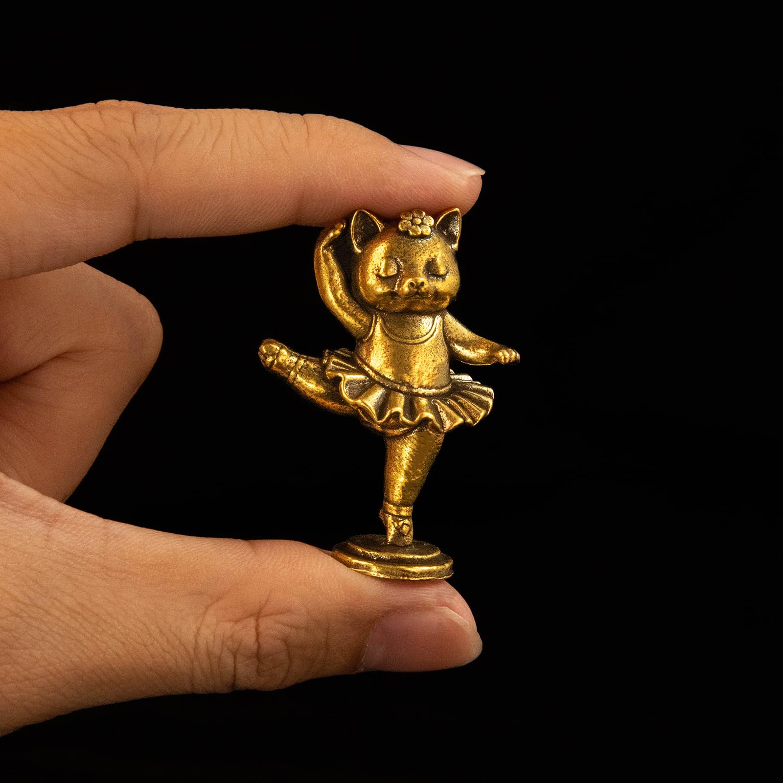 Betr Brsas Solid Brass, Retro Ballet Animal Sculpture Decor, Cute Ballerina Cat Figurines, Vintage Collectible Desk Ornament, Aesthetic Home Room Decor, Creative Gift for Collectors & Animal Lovers