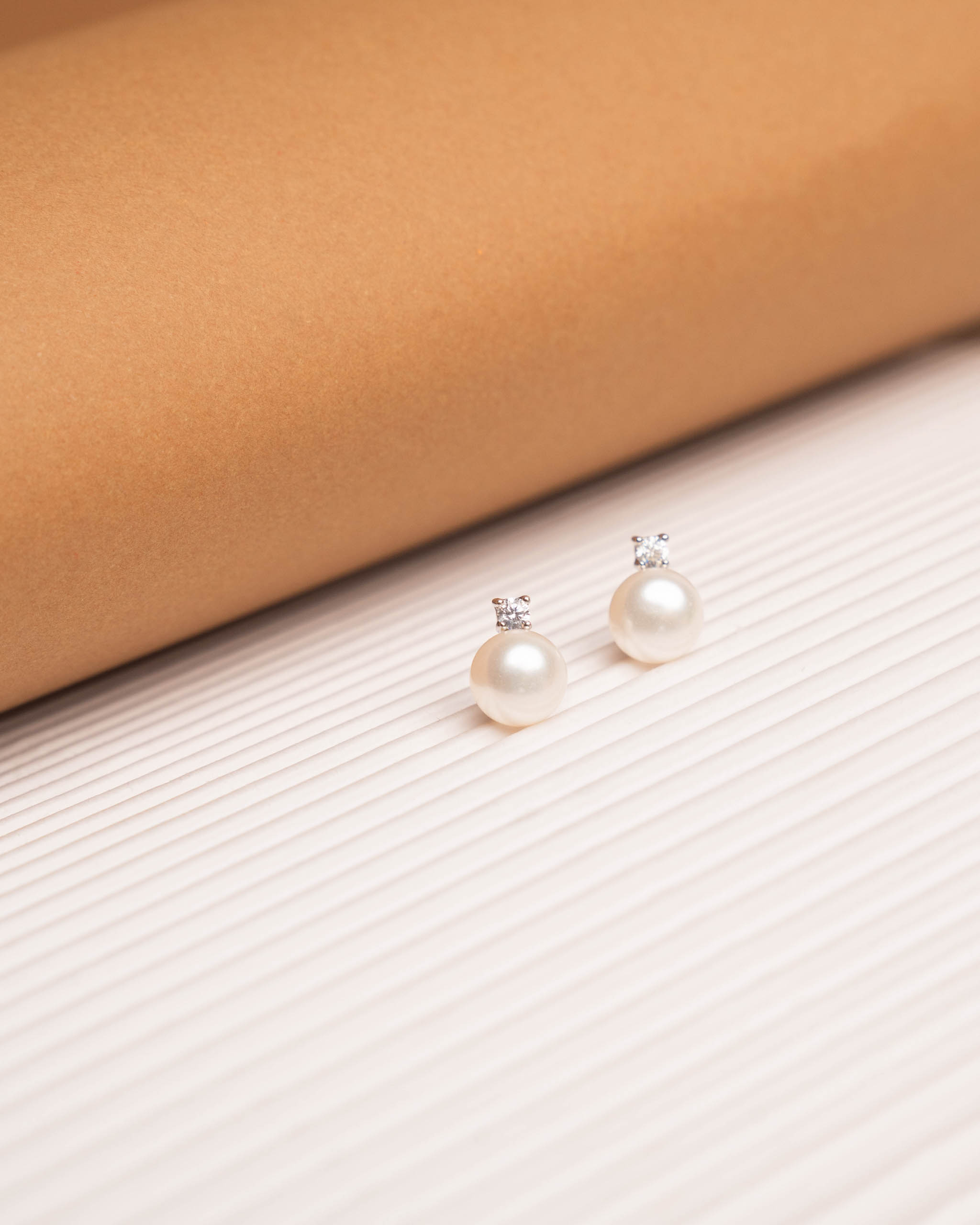 Damen Perlenohrringe Süßwasser Zuchtperlen Weiß mit Zirkonia SECRET & YOU- Perlenohrstecker Sterling Silber 925 mit großen Rücken oder Omega.