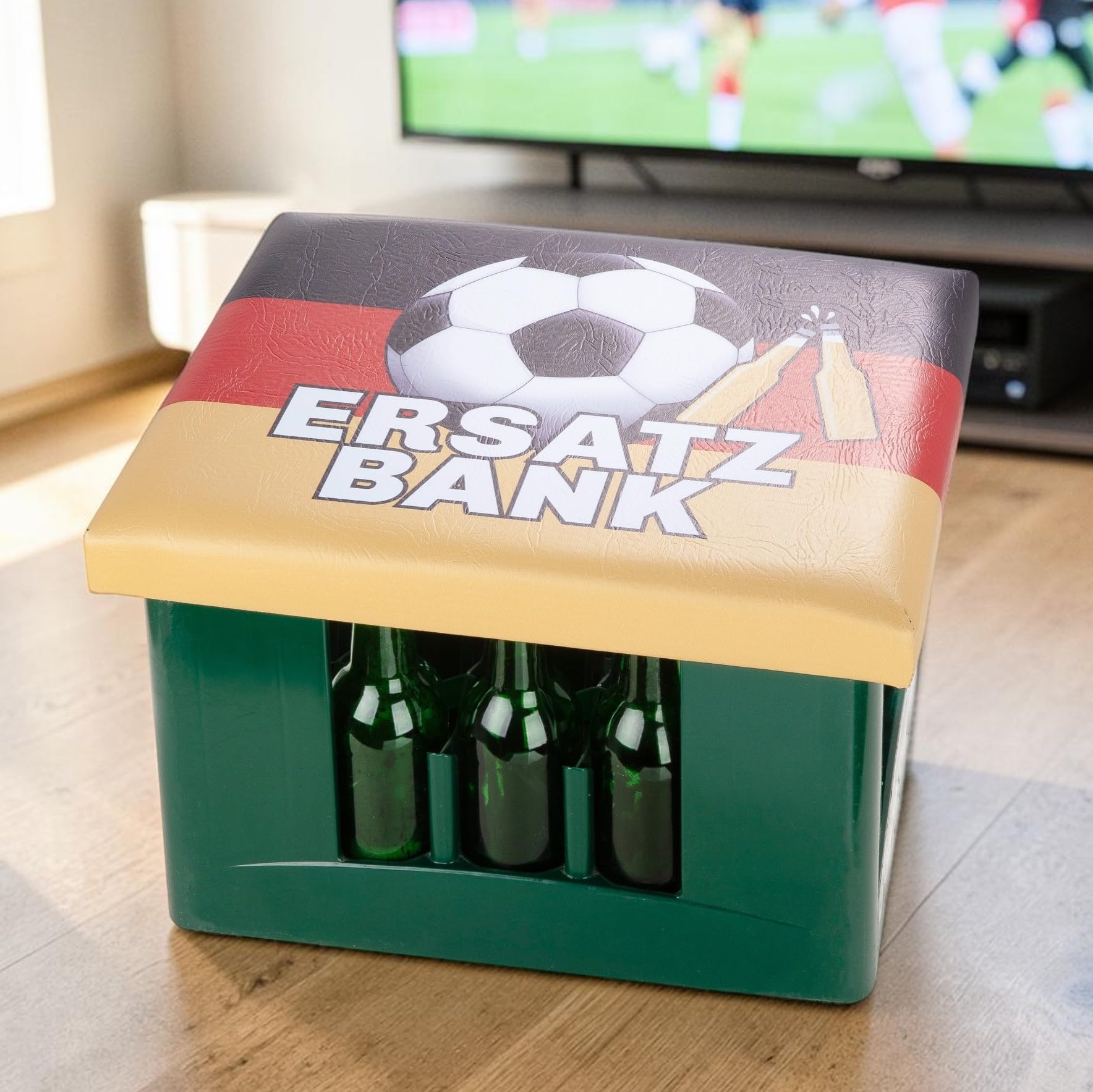 CULT at home Bierkastensitz Deutschland Flagge Bierkistensitz Sitzkissen Bierkiste Fußball WM Fanartikel 2026 Campinghocker Sitzkissen für Bierkasten Geschenke für Männer Geschenke - 44x34 cm
