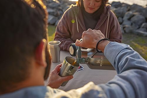 Miniatura 4 de STANLEY Adventure Inulsated - Vaso de cerveza apilable de acero inoxidable de 16 onzas, vaso de metal resistente de doble pared