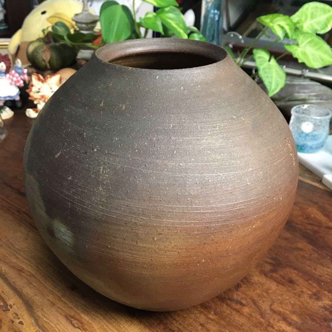備前焼　小川秀藏　壺　壷　花瓶　一輪挿し Amazon.co.jp: 備前焼 小川秀藏 壺 壷 花瓶 一輪挿し : ホビー
