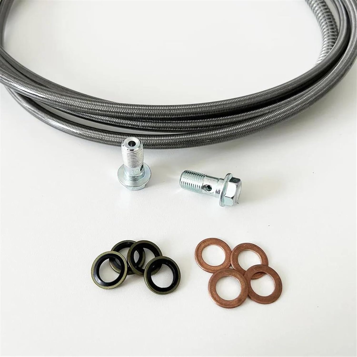 バイクのブレーキライン オートバイ油圧ブレーキホースチューブラインケーブルパイプラインスチールメッシュ編組オイルホース28&deg;-90&deg;