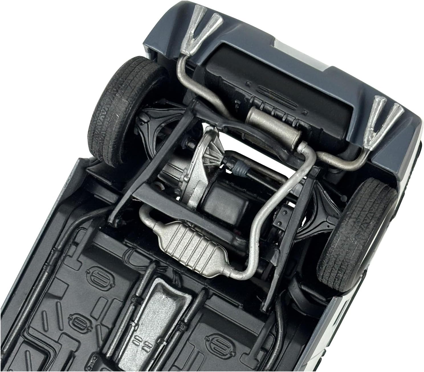 Revell 14573 1985 Pontiac Fiero GT 1:24 Scale 79-Piece Skill Level 4 Model Building Kit - Image 5