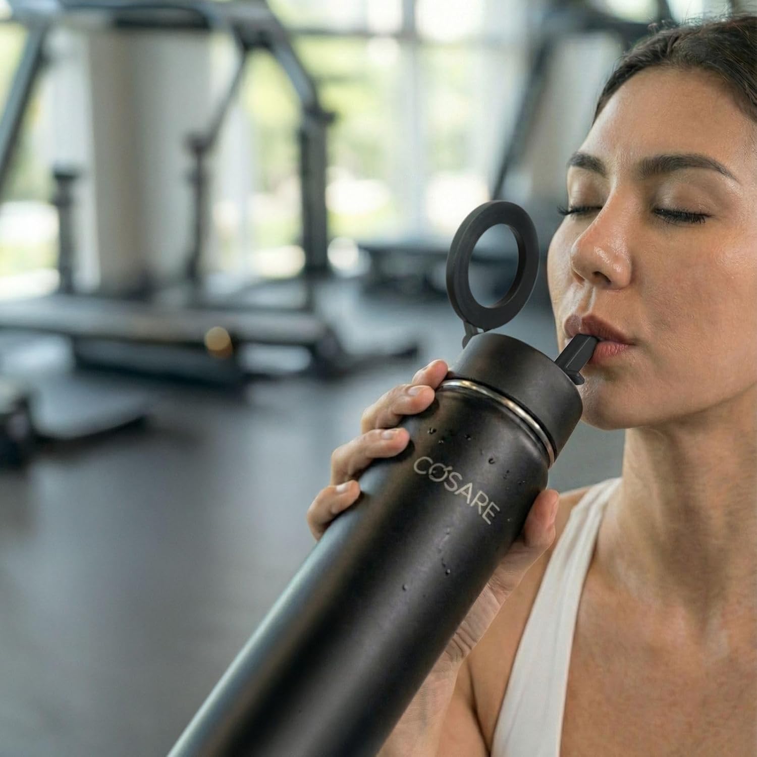 25oz Magnetic Water Bottle – Stainless Steel Insulated Bottle with Leak Proof Lid – Reusable Double Wall Sports Bottle for Gym, Office & Travel – BPA-Free Hot & Cold Drink Thermos