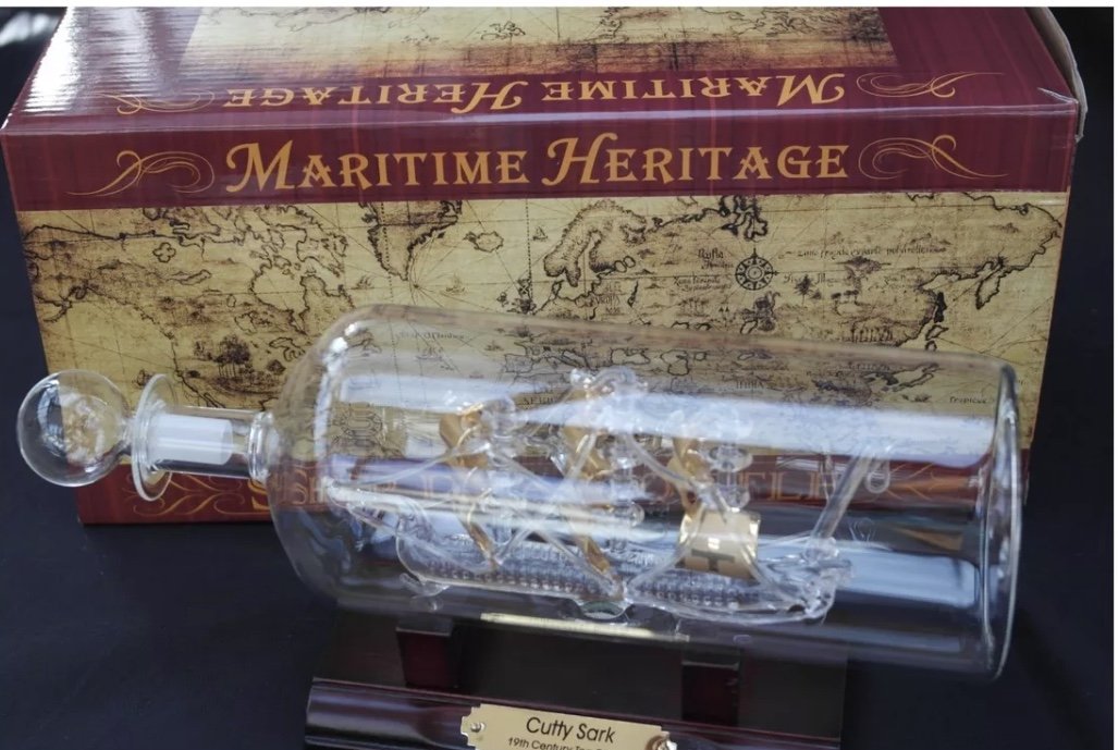 Stunning model of the Cutty Sark in a Glass Bottle