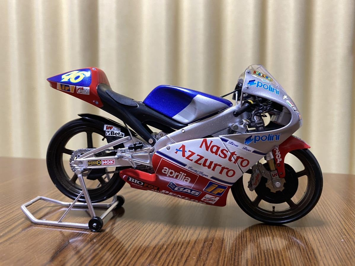希少】ミニチャンプス 1/12 aprilia125 & V.ロッシ 1997
