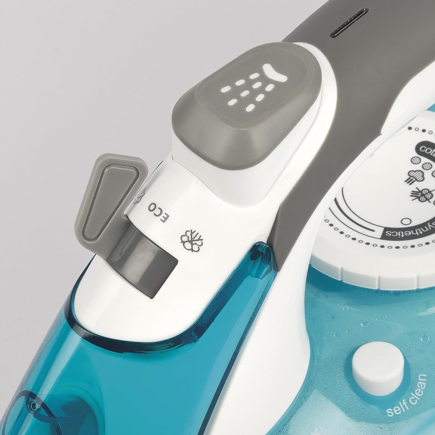 G3 Ferrari G40021 Ferro da stiro a Vapore Ermes, 2500 Watt, Piastra in Ceramica, Capacità 340cc, 150 g/min, Funzione Self-Clean, Anti-Calcare e Anti - sgocciolamento, 51 microfori, Bianco/Azzurro - Immagine 5