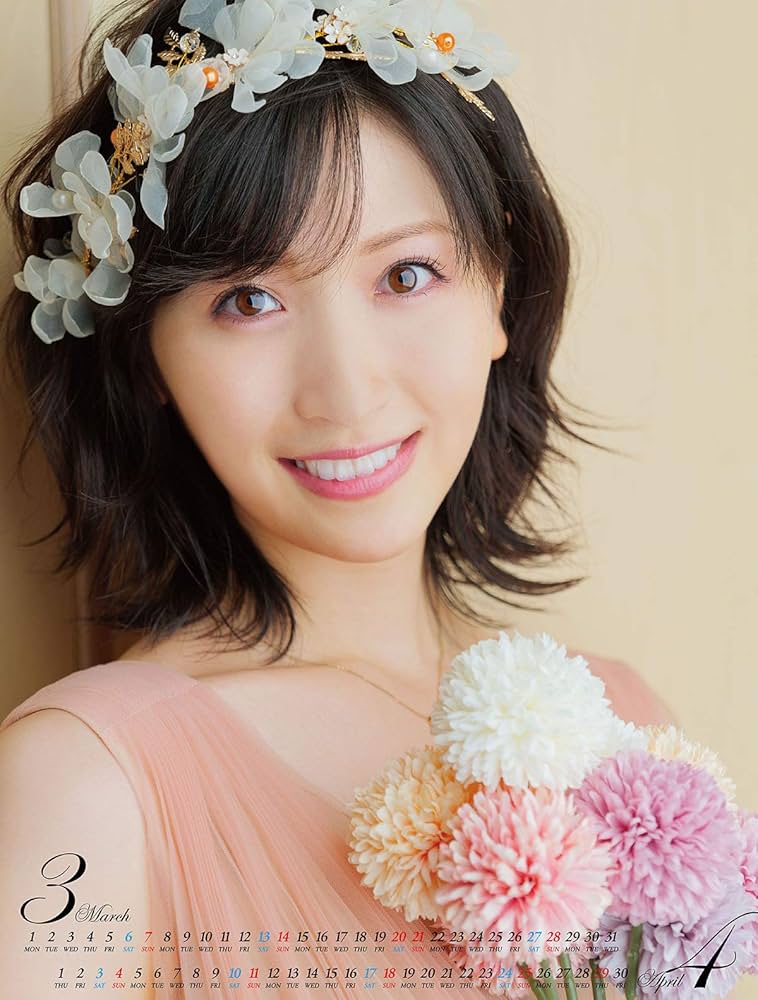 Amazon | トライエックス 横山ルリカ 2021年カレンダー 壁掛け