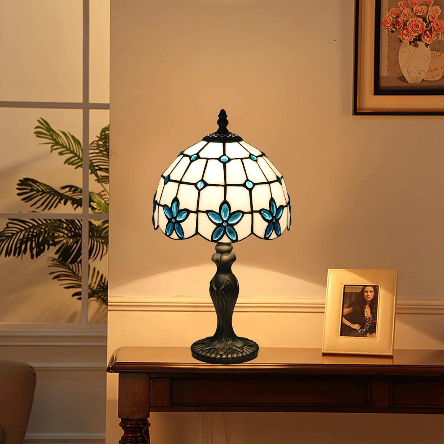 Tiffany Style Table Lamp, 8 Inch Stained Glass Lamp, Small Antique Table Lamp, Bedside Nightstand Lamp for Bedroom,Living Room Home Office, Blue Flower Pattern, Include LED Bulb