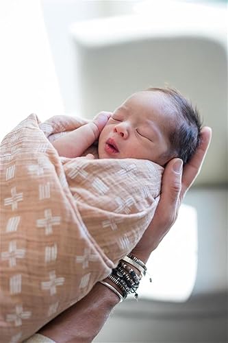 Miniatura 8 de Crane Baby Mantas de Arrullo de Muselina 100% Algodón, Juego de 2, 47" x 47", Bebé Bosque Bohemio, Arrullo de Animales del Bosque, Artículos Neutros