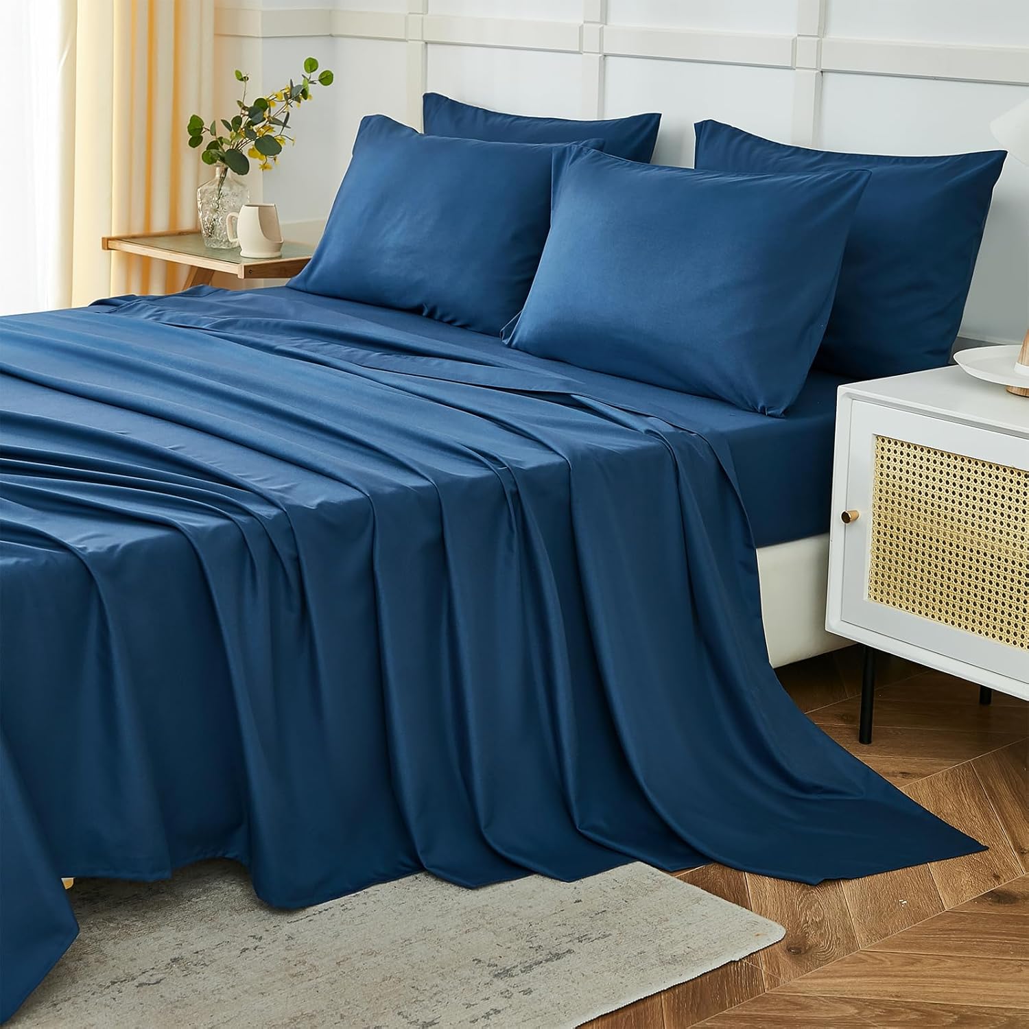 ILAVANDE Navy Blue King Sheets Set 6 Piece,Hotel Luxury Super Soft 1800 Series Microfiber Bed Sheets King Set-Wrinkle Free & Breathable-14 Deep Pocket Sheets for King Size Bed(King,Navy Blue)