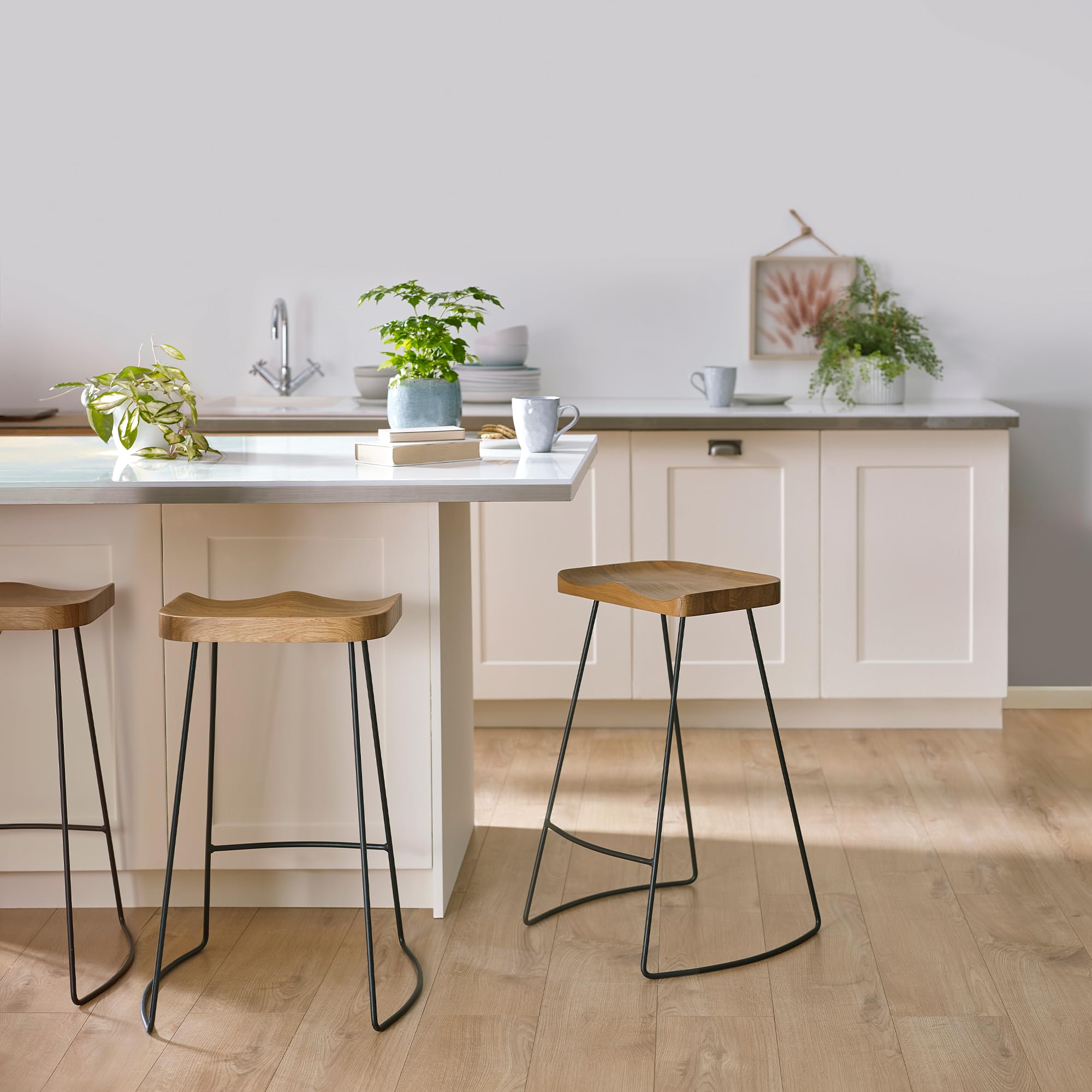 Julian Bowen Set Of 2 Travis Stools | Retro Bar Stools for Kitchen or Home Bar, Solid Oak Seats, Stable Steel Frames