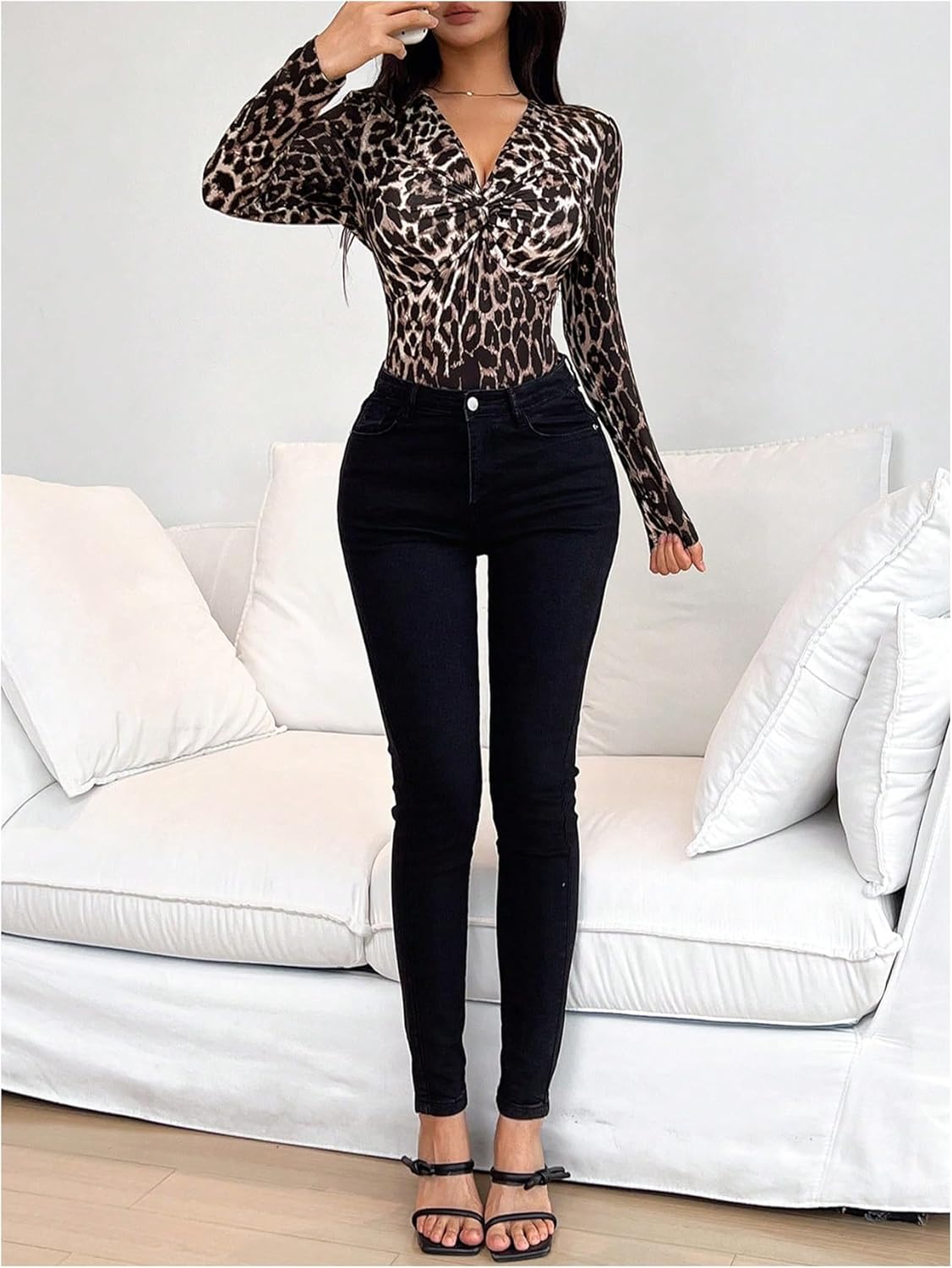 GORGLITTER Women's Cheetah Print Top Leopard Long Sleeve Y2k T Shirts Lace Up Chain Going Out Tops - Image 5