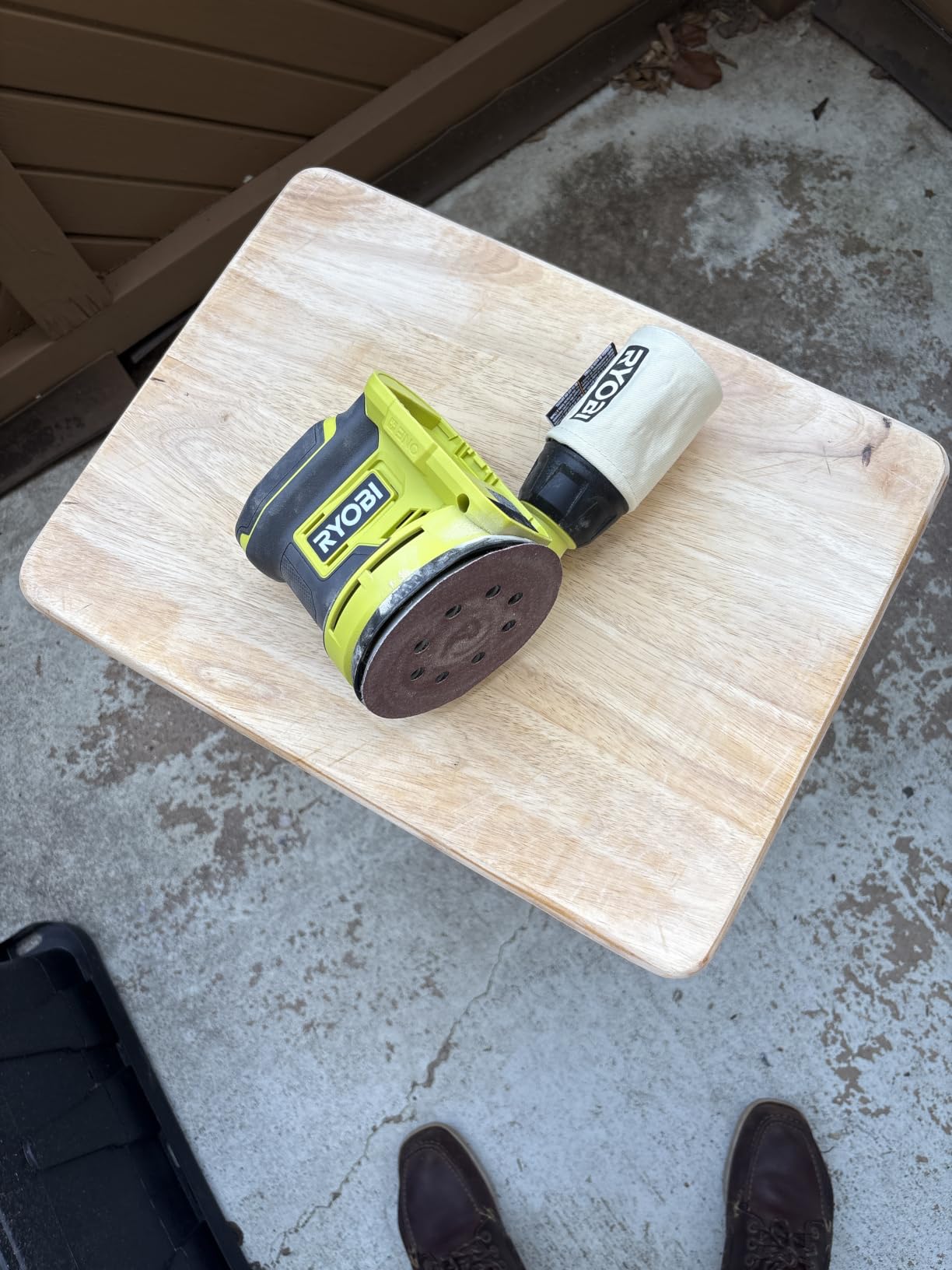 Ryobi ONE plus 18V random orbital sander