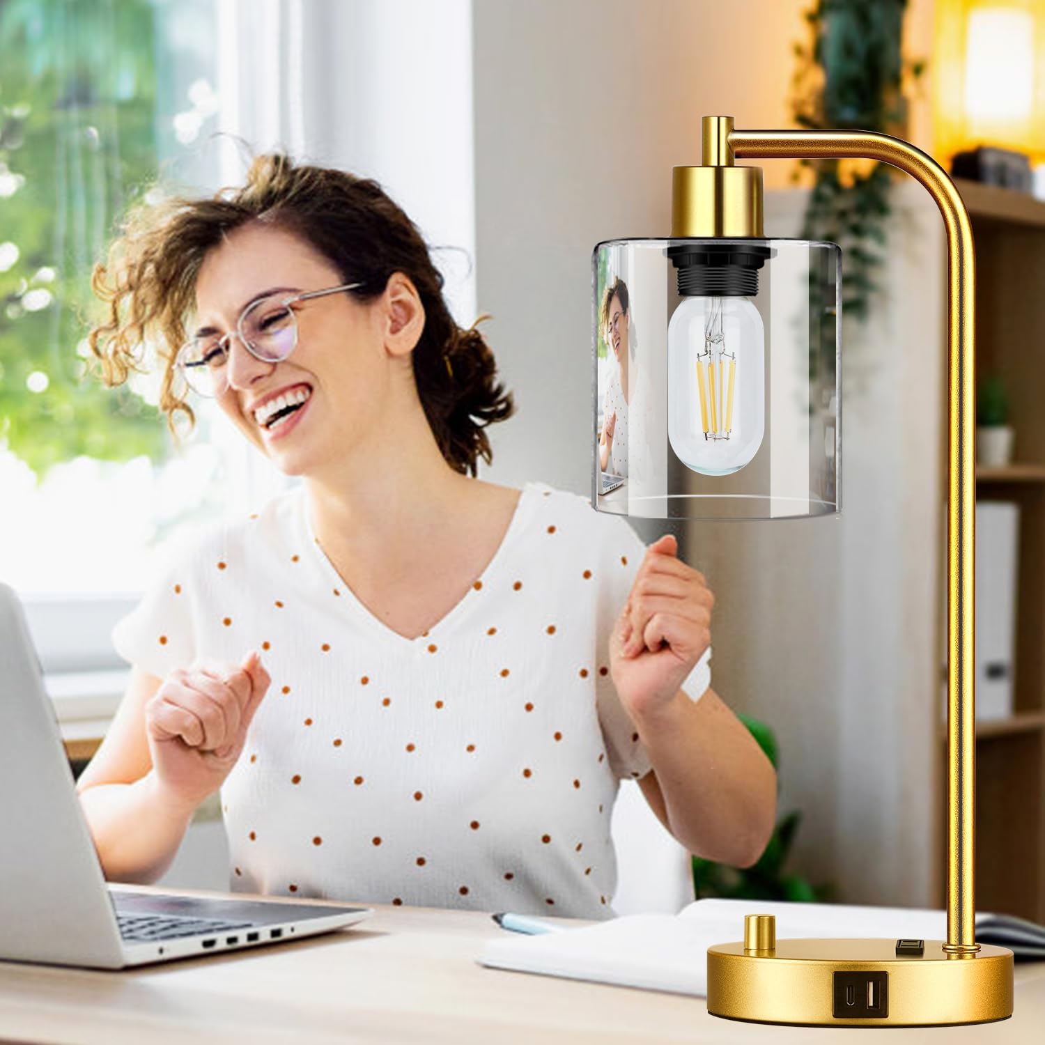 Lynnoland Set of 2 Industrial Table Lamps with USB Port, Gold Fully Stepless Dimmable Bedside Lamps for bedrooms, Nightstand Desk Lamp with Clear Glass Shade for Reading Living Room Office 2 LED Bulb