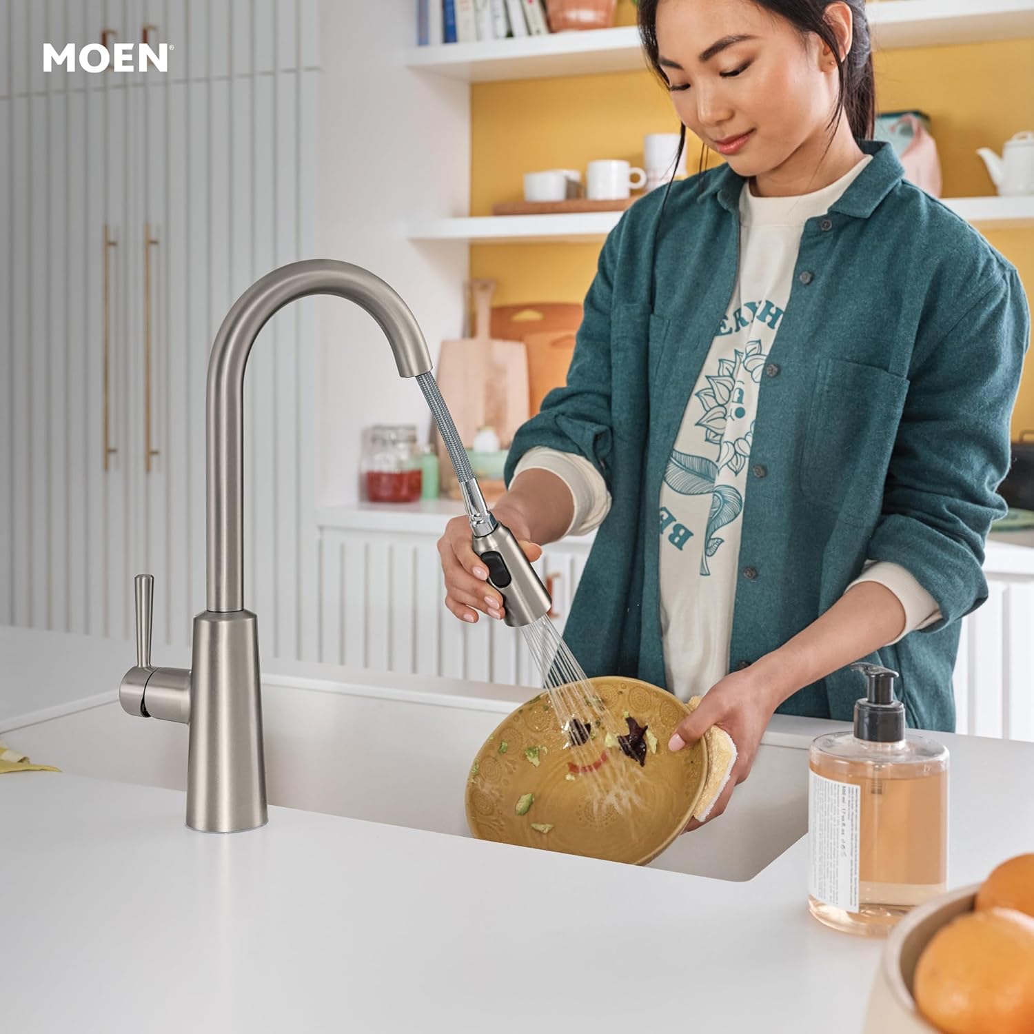Moen Riley Spot Resist Stainless One-Handle Modern Pulldown Kitchen Faucet Featuring Power Clean and Reflex Docking System for the Spray Head, 7402SRS