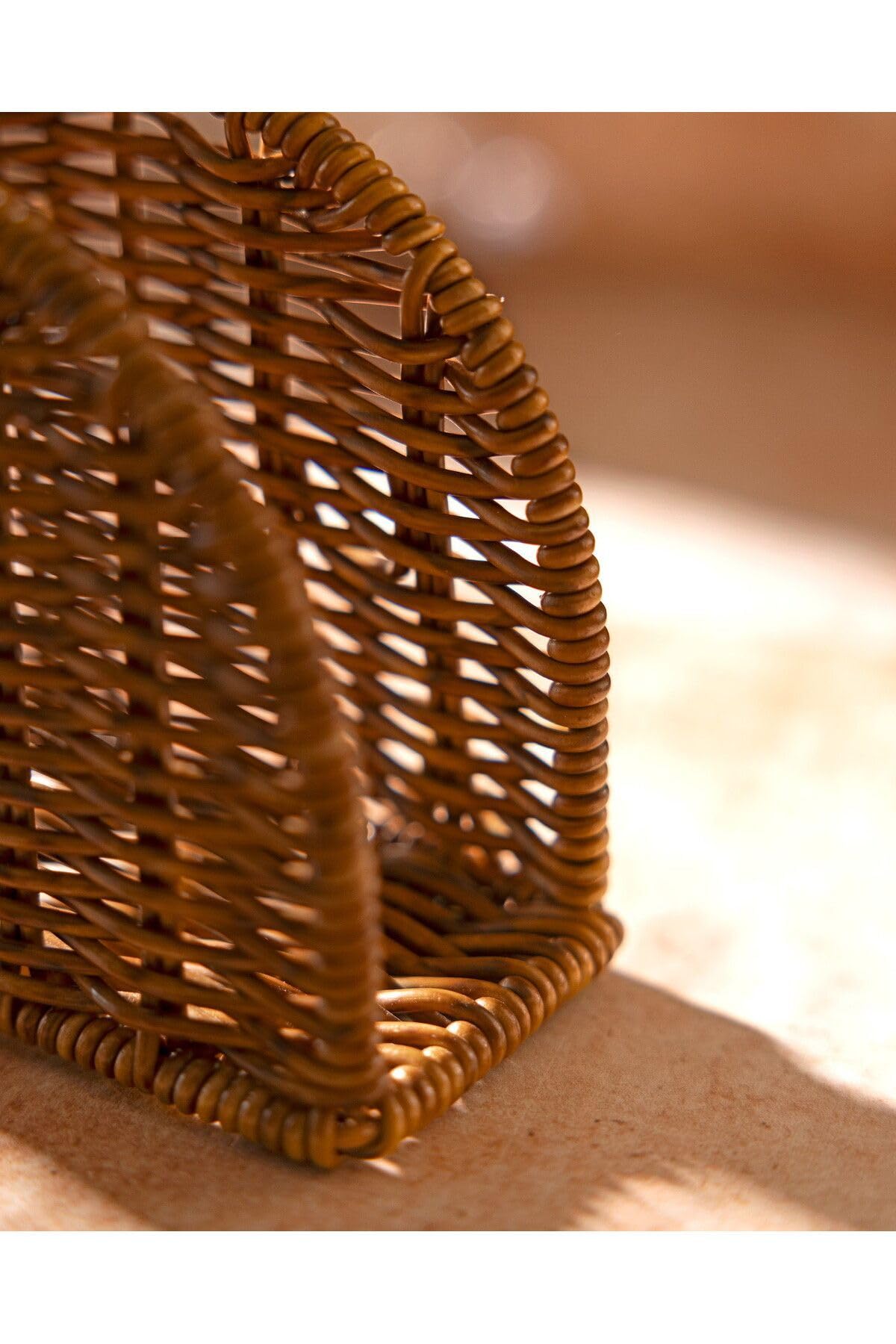 DUFFA Boho El Yapımı Rattan Peçetelik - Masa Üstü ve Mutfak için Doğal Hasır Peçete Tutucu, Bohem Ev Dekoru, Yarım Ay Tasarım Dikey Peçete Standı