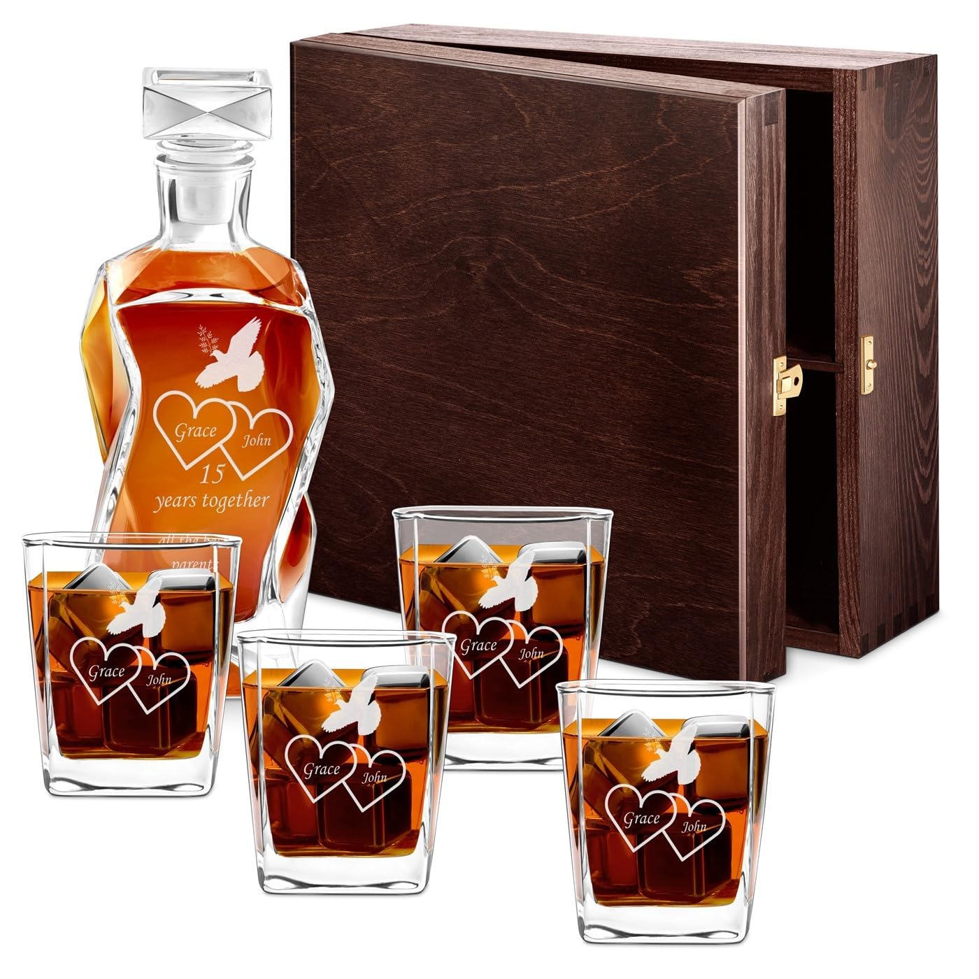 Maverton Whiskey Decanter Set of 4/6 Glasses - You can Personalise Tumblers as Gift - 700 ml Universal Carafe - Gift for Ladies and Gentlemans - Hearts