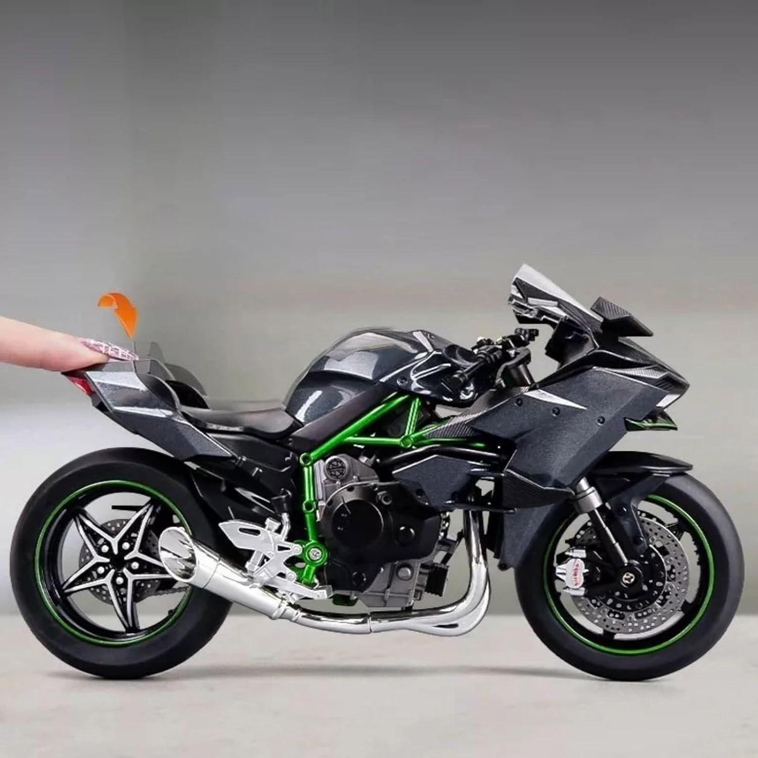 DAGIJIRD Simulation Alloy Motorcycle Model 1:9 H2R Motorcycle Model
