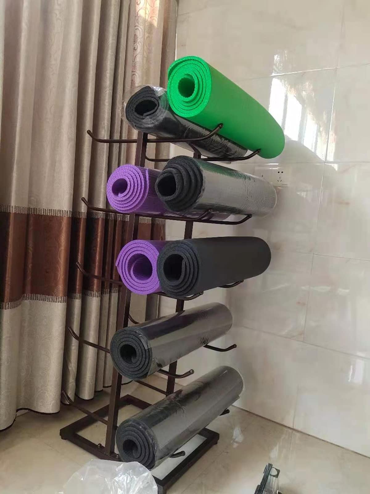Soporte para Esterilla de Yoga, Estante Vertical de 5 Niveles, Gran Capacidad para Gimnasio en casa, Organizador de Rodillos de Espuma y Toallas, Estante metálico para Esterilla de Yoga (mar