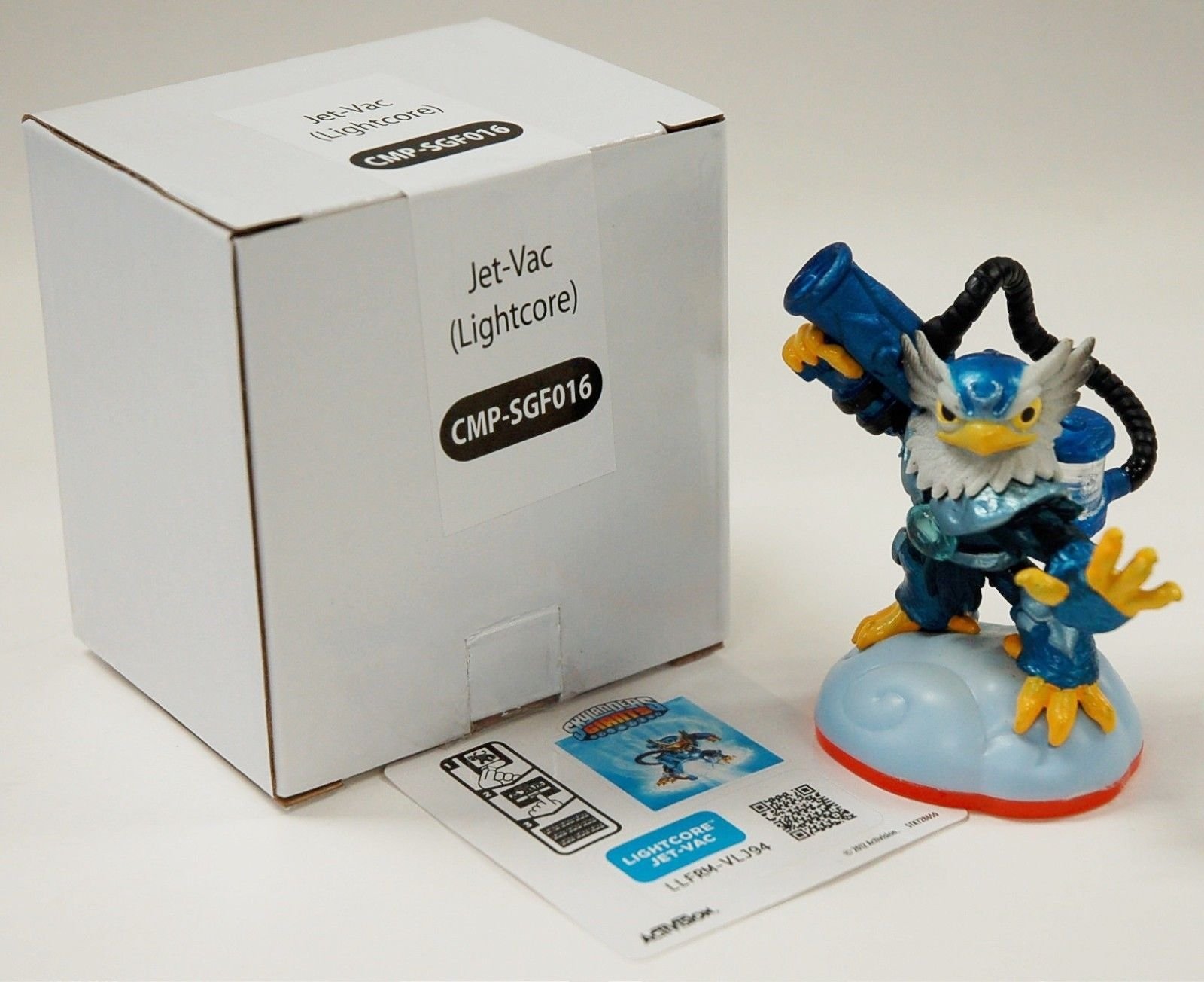 Amazon.com: Skylanders Giants JET-VAC Lightcore Figure/Code NEW in
