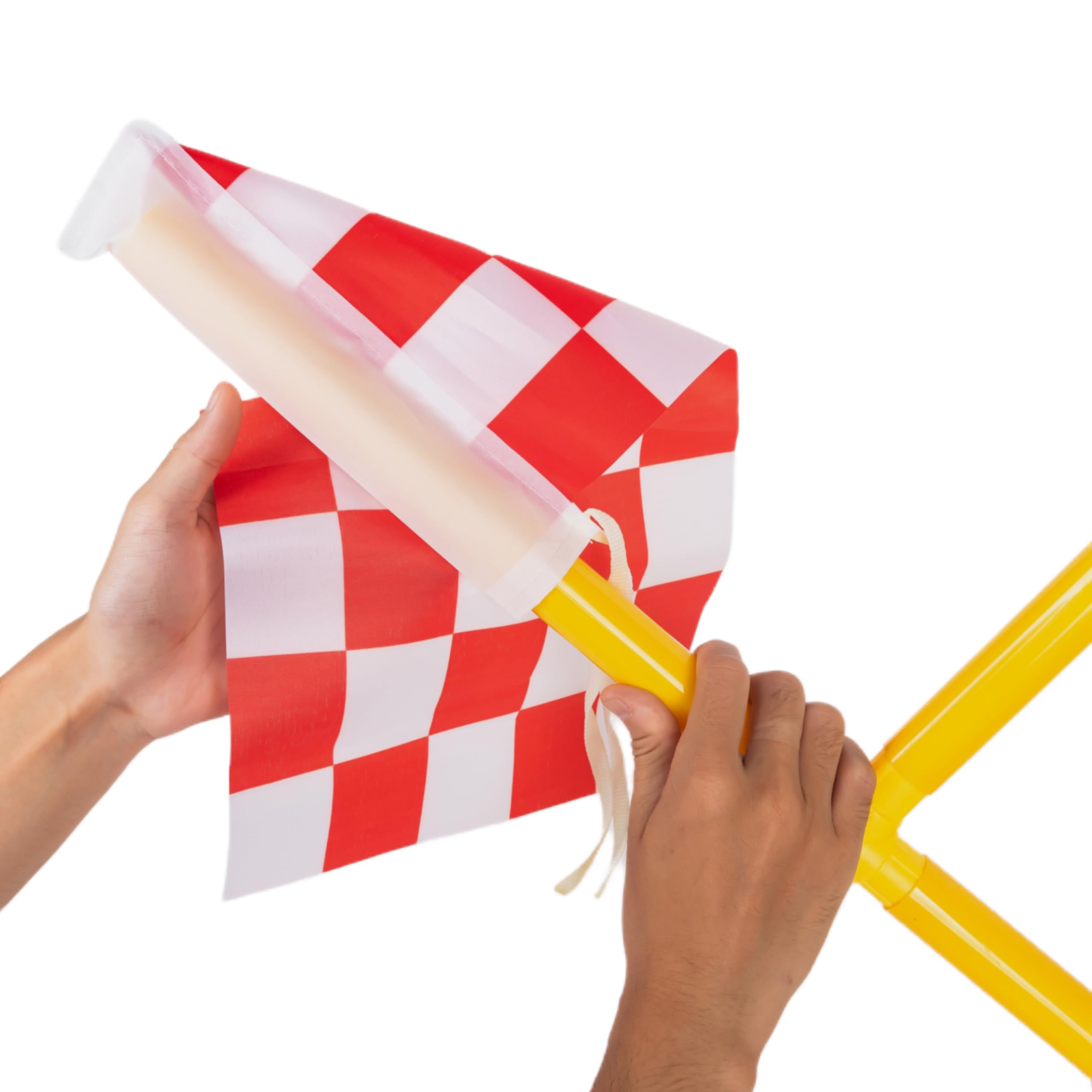 Questo palo da Porta da Calcio da 6 Piedi x 4 Piedi con Supporto per Calciatore, Pallone da Calcio e Pompa + 6 Pezzi Pali da 5 Piedi Arancioni per Allenamento di agilità calcistica, bastoni